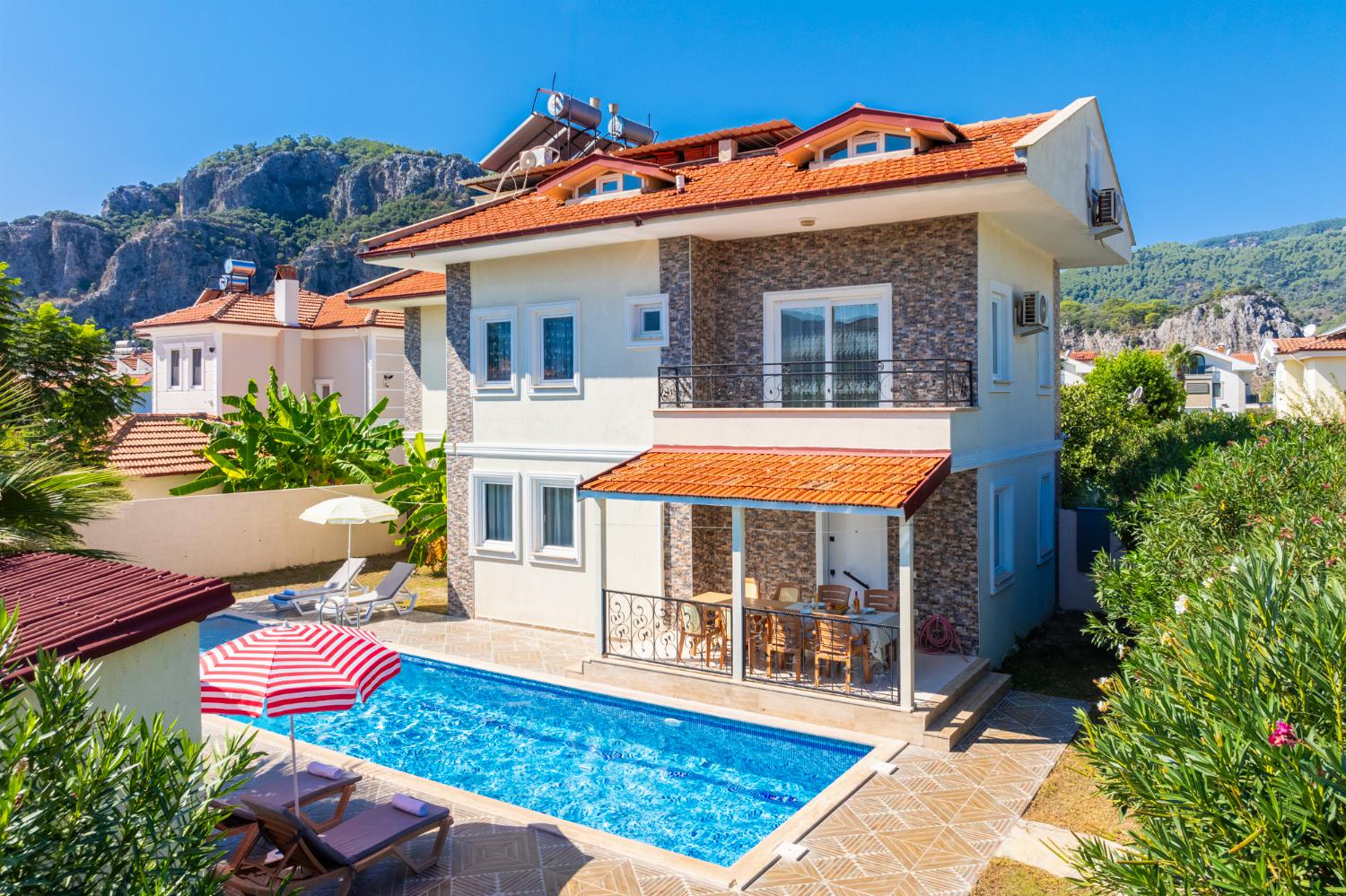 Beautiful villa with private pool and terrace