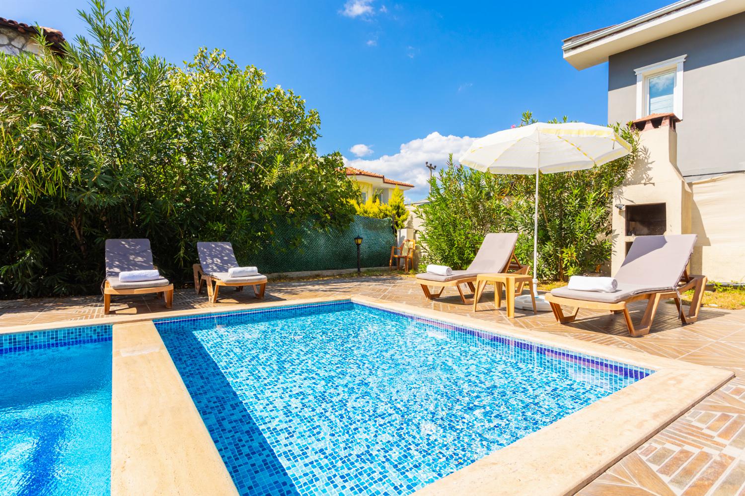 Private pool and terrace
