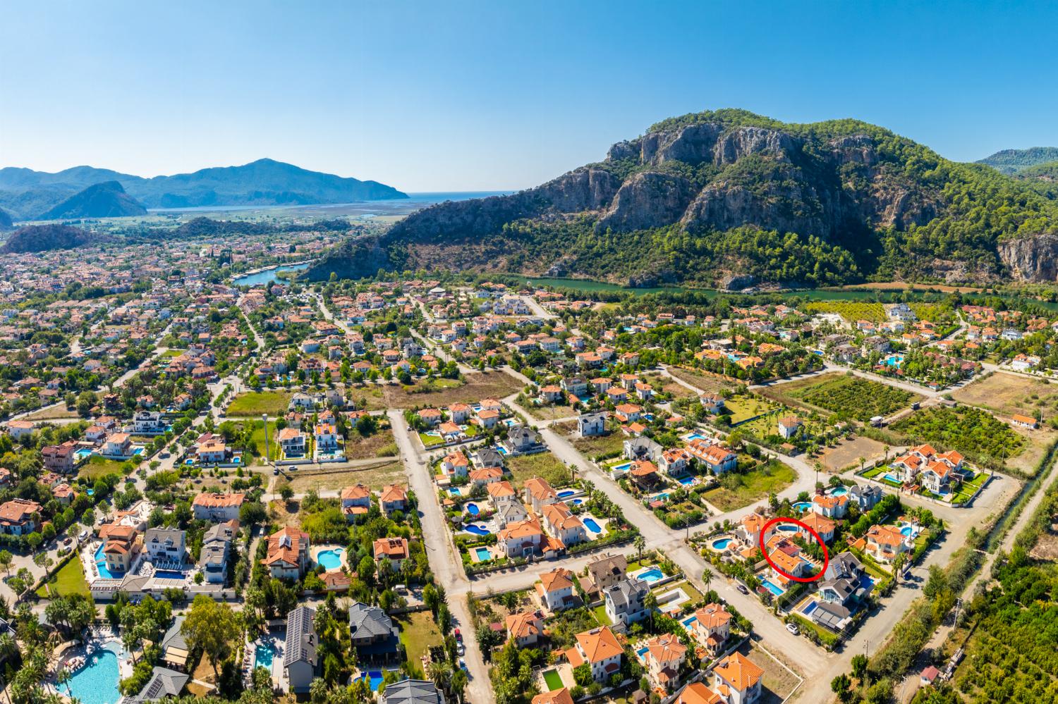 Aerial view showing location of Villa Kaya 2