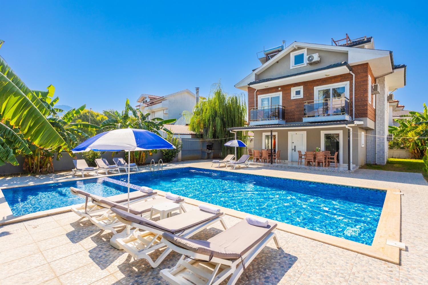 Beautiful villa with private pool and terrace