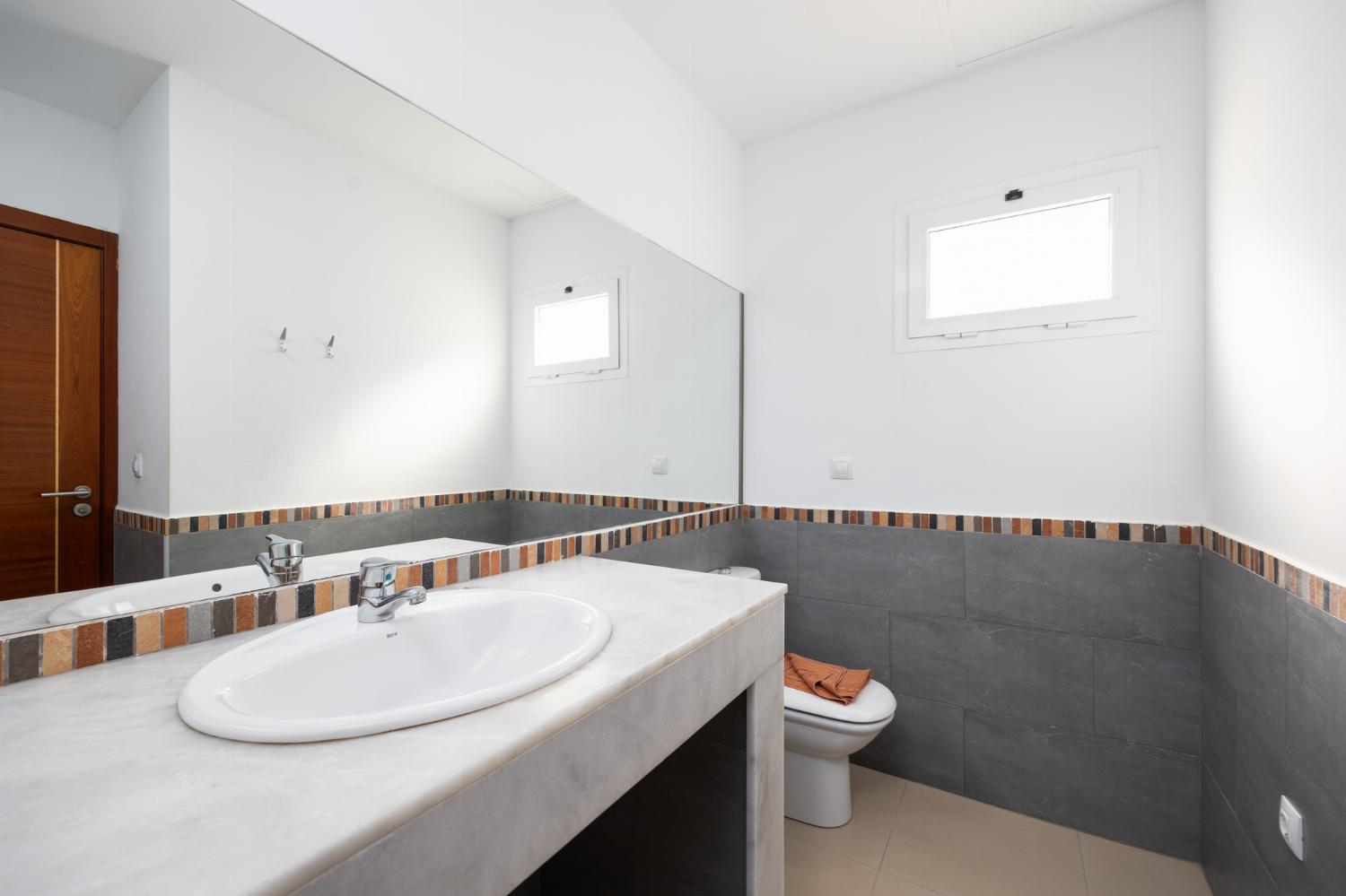 En suite bathroom with shower