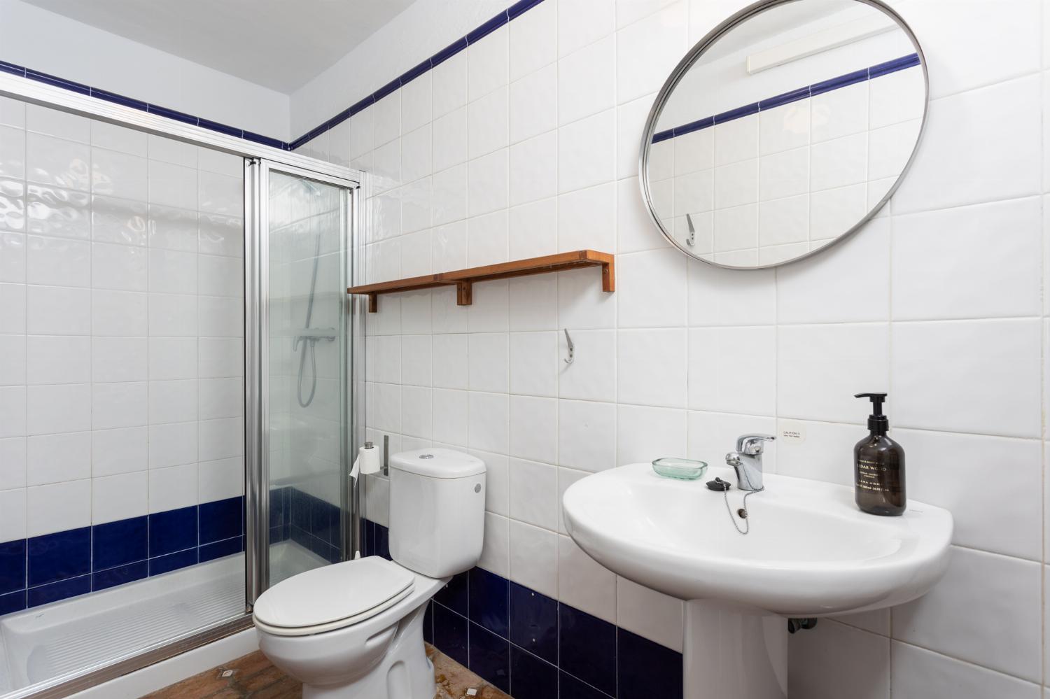 En suite bathroom with shower