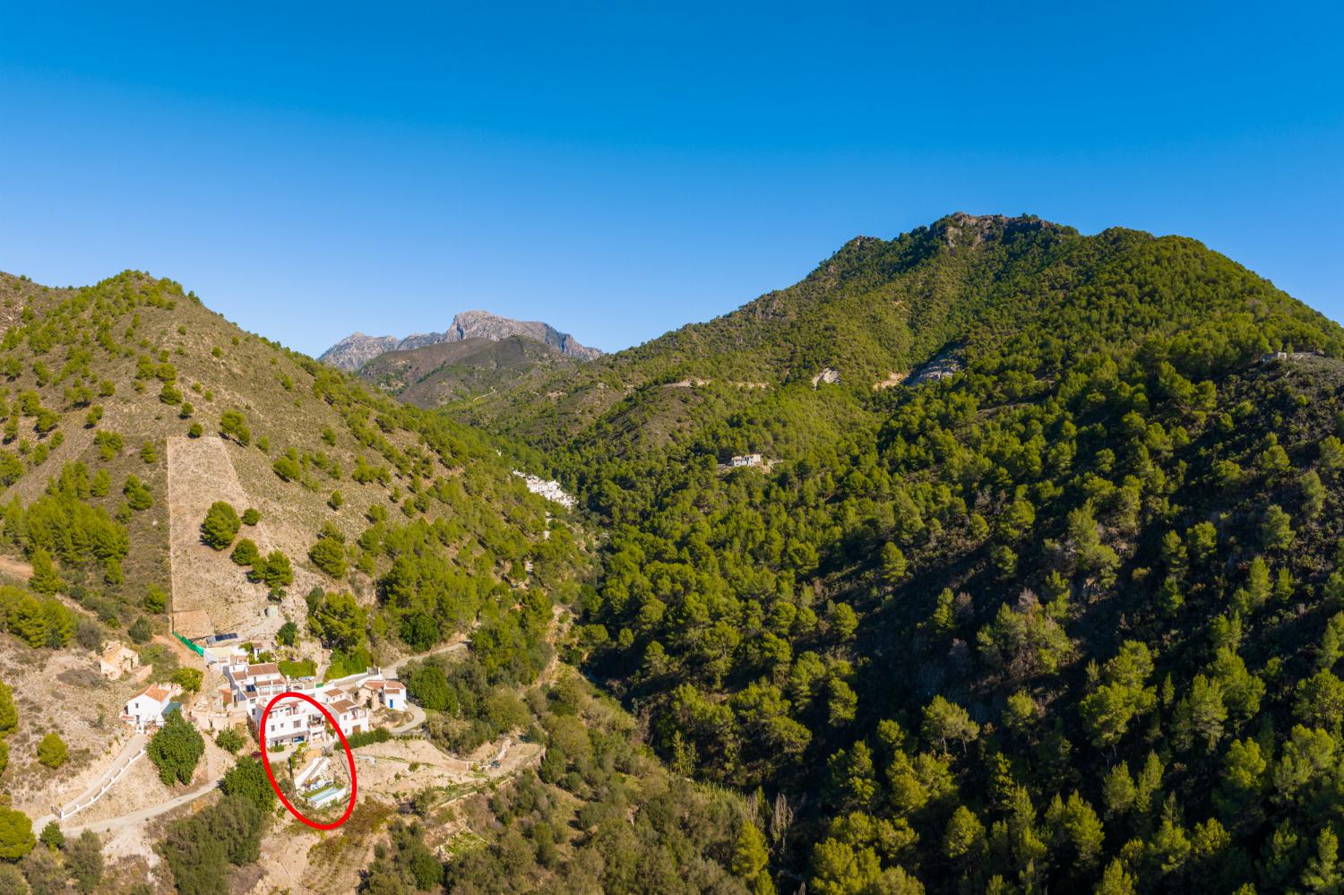 Aerial view showing location of Villa Flower