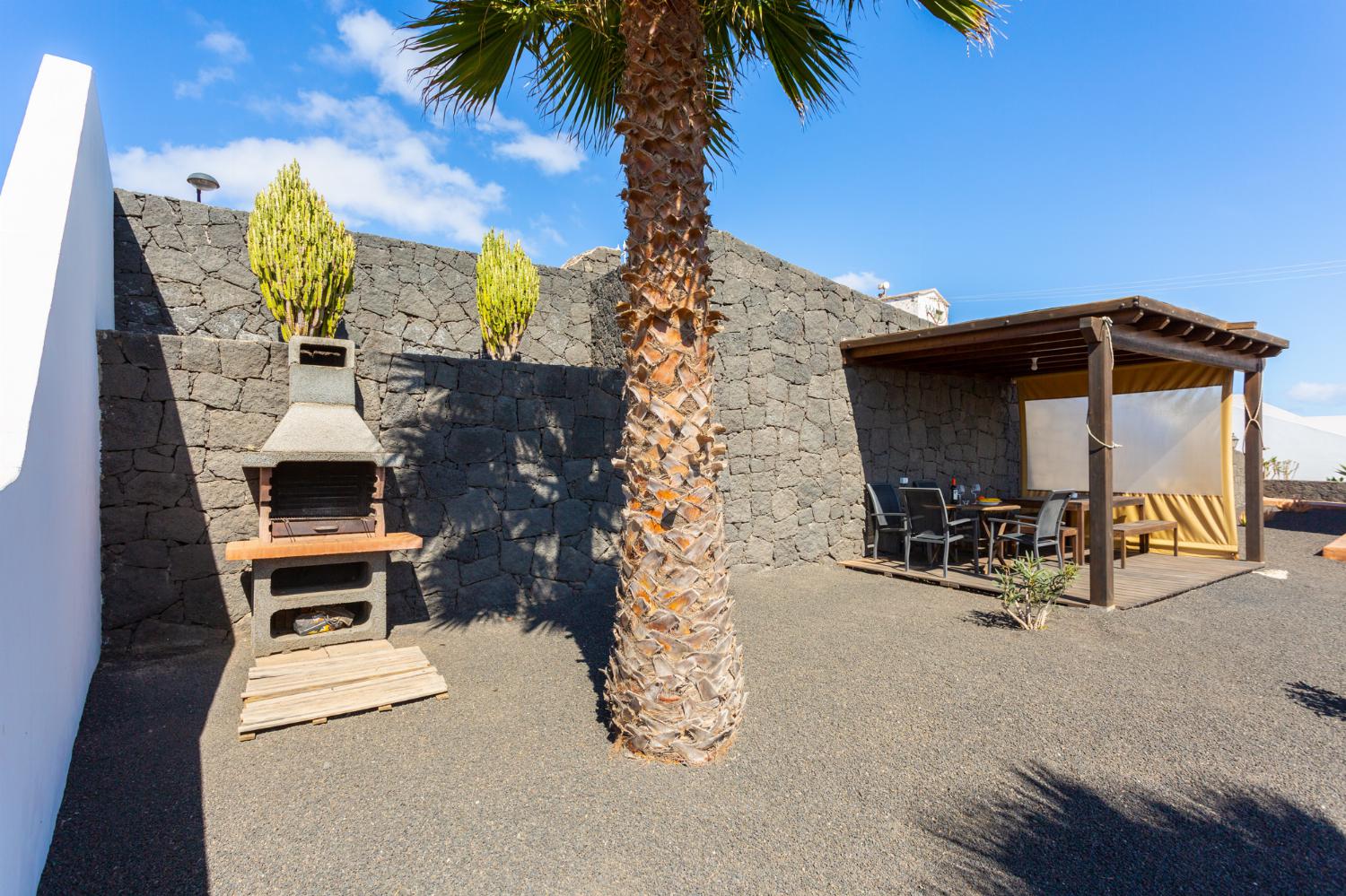Garden area with BBQ