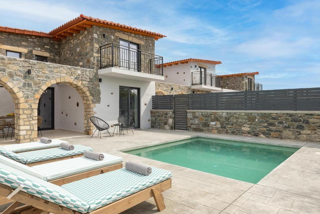 Beautiful villa with private pool and terrace