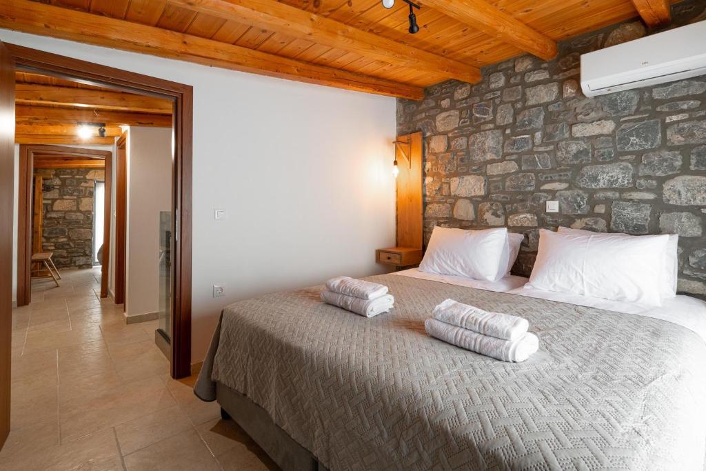 Double bedroom with a/c