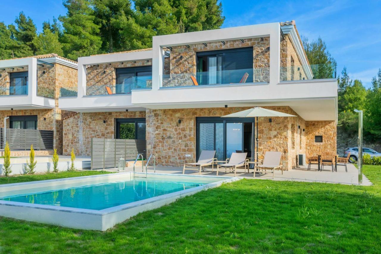 Beautiful villa with private pool
