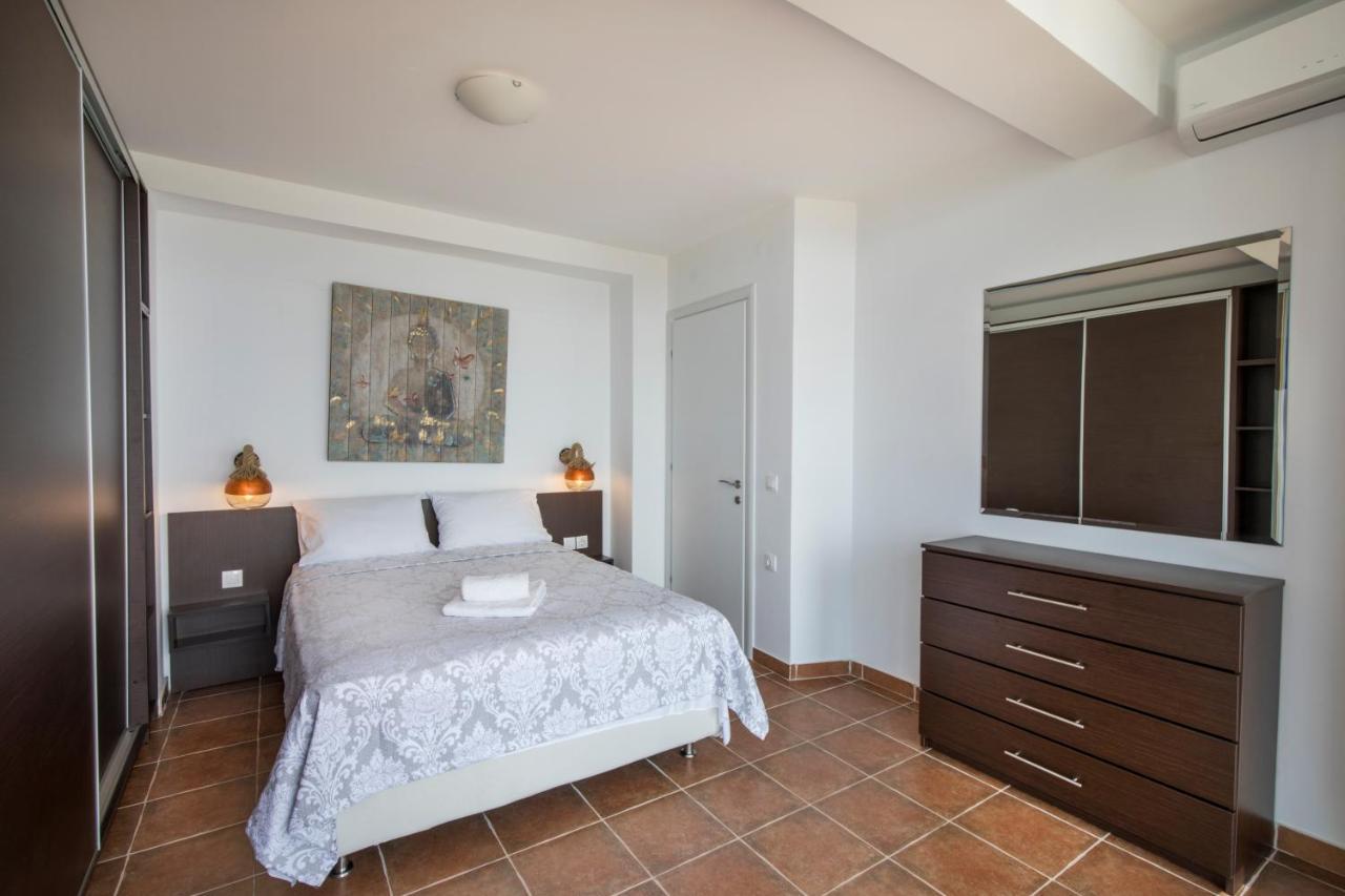 Double bedroom with A/C