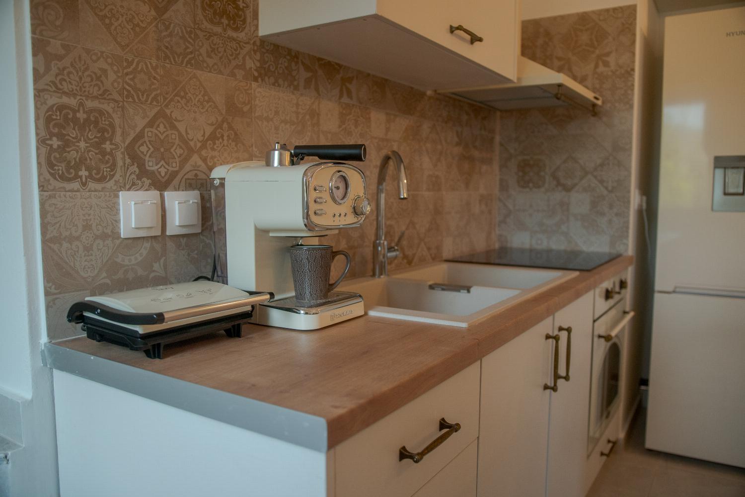 Equipped kitchen