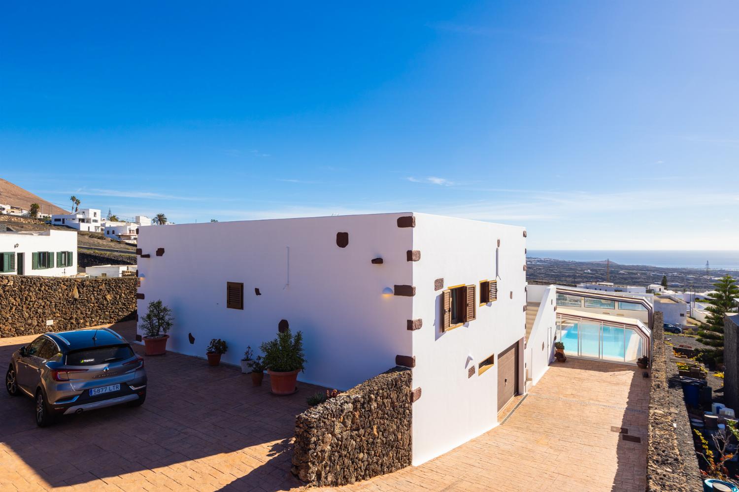 Beautiful villa with private pool and terrace with sea views