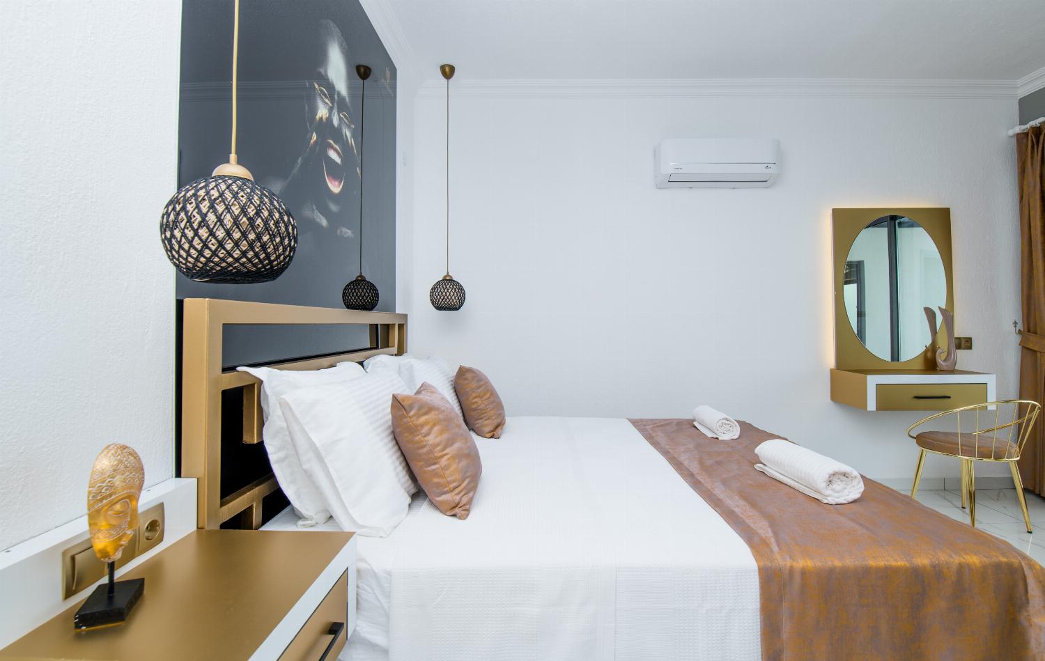 Double bedroom 
