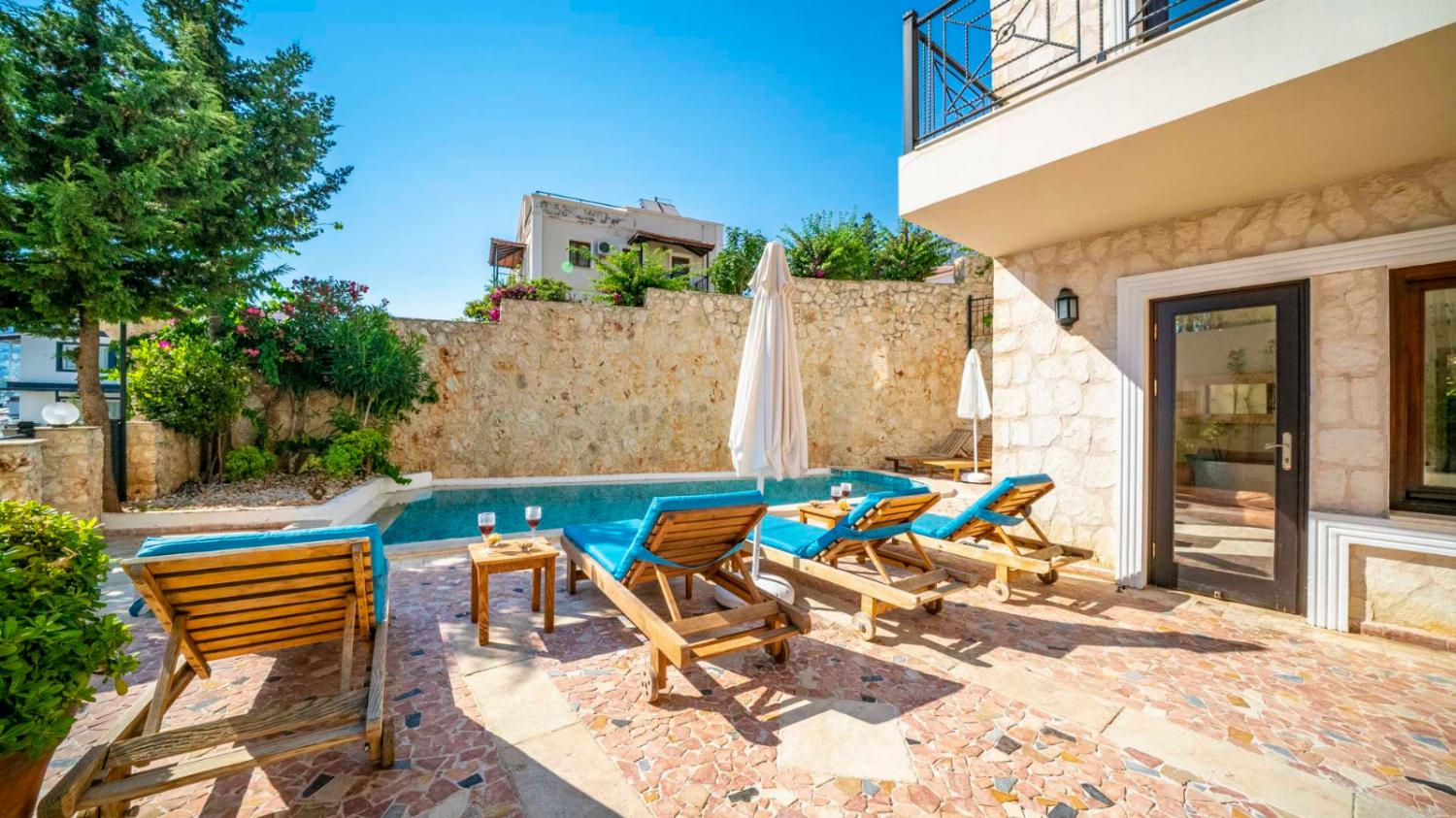 Beautiful villa with private pool and terrace 
