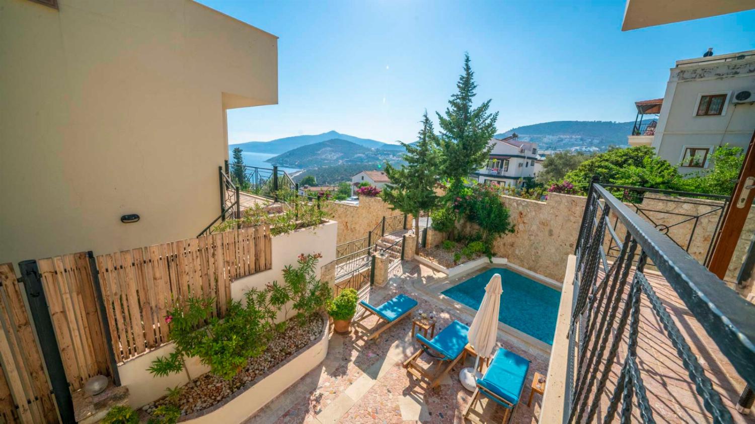 Beautiful villa with private pool and terrace 
