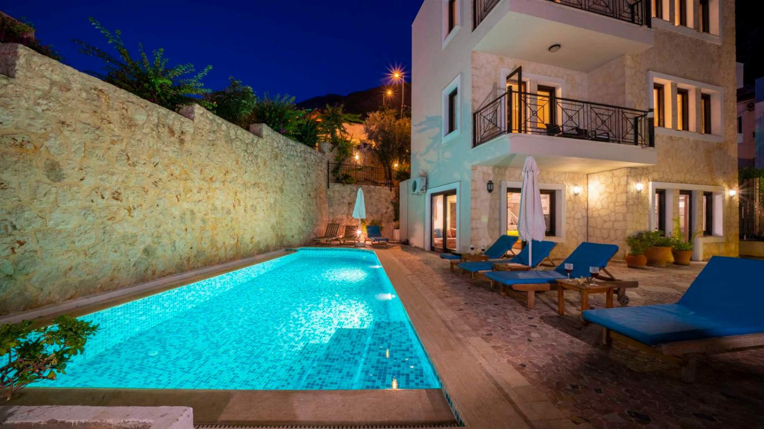 Beautiful villa with private pool and terrace 