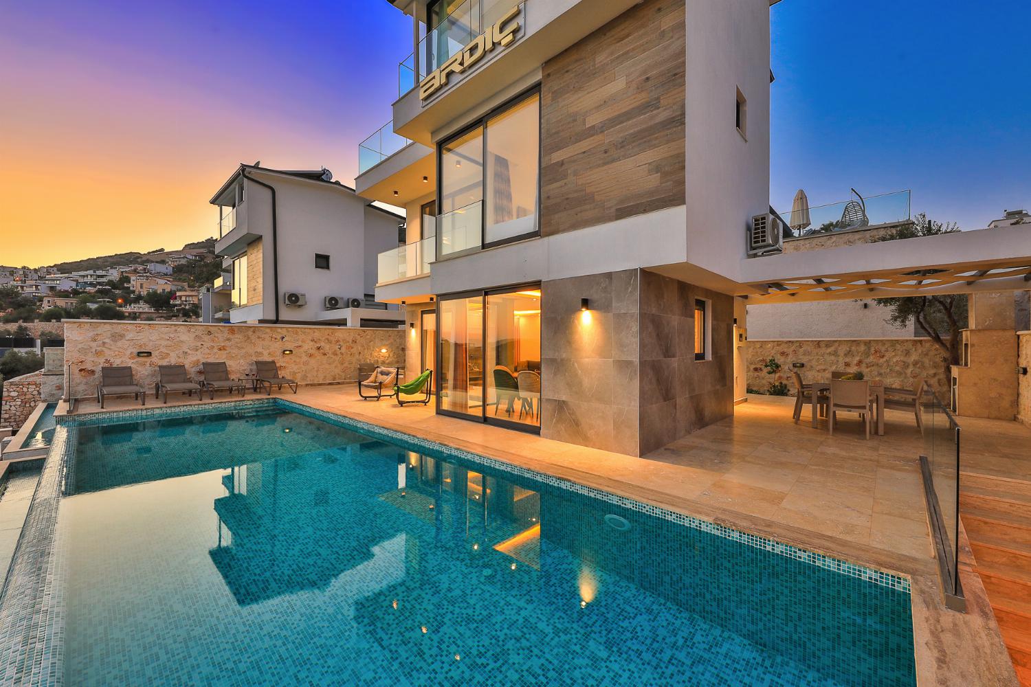 Beautiful villa with private pool and terrace