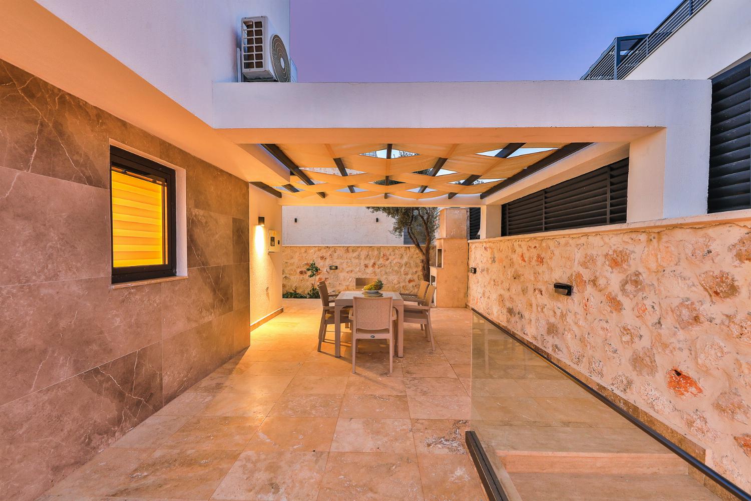 Sheltered outdoor area