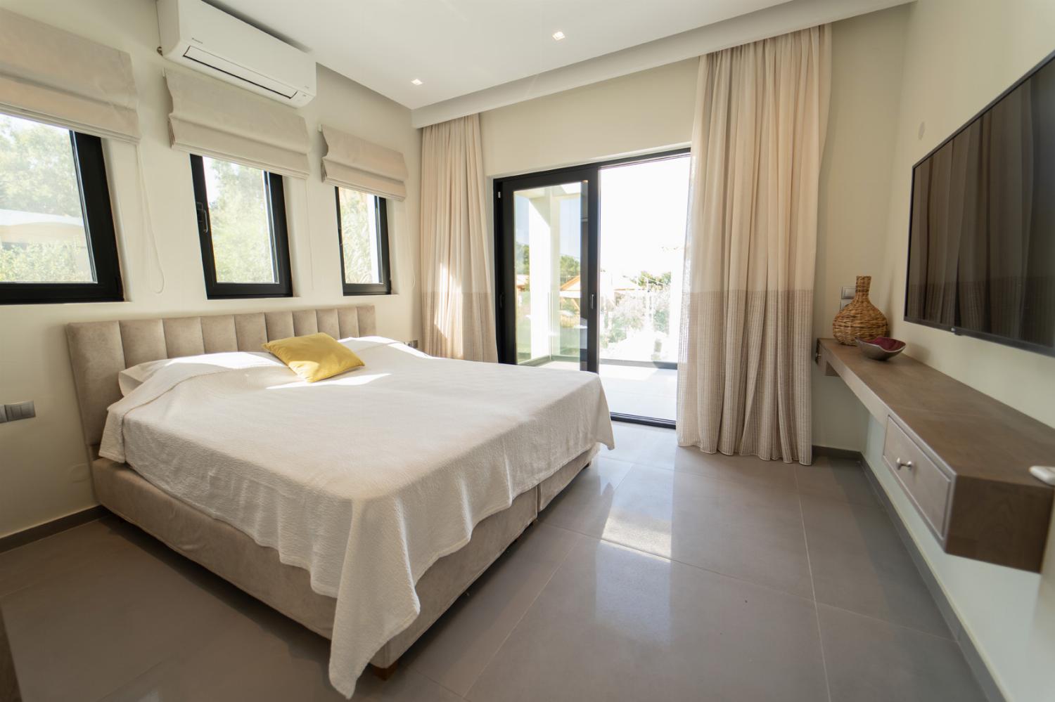 Double bedroom with A/C and with panoramic sea views
