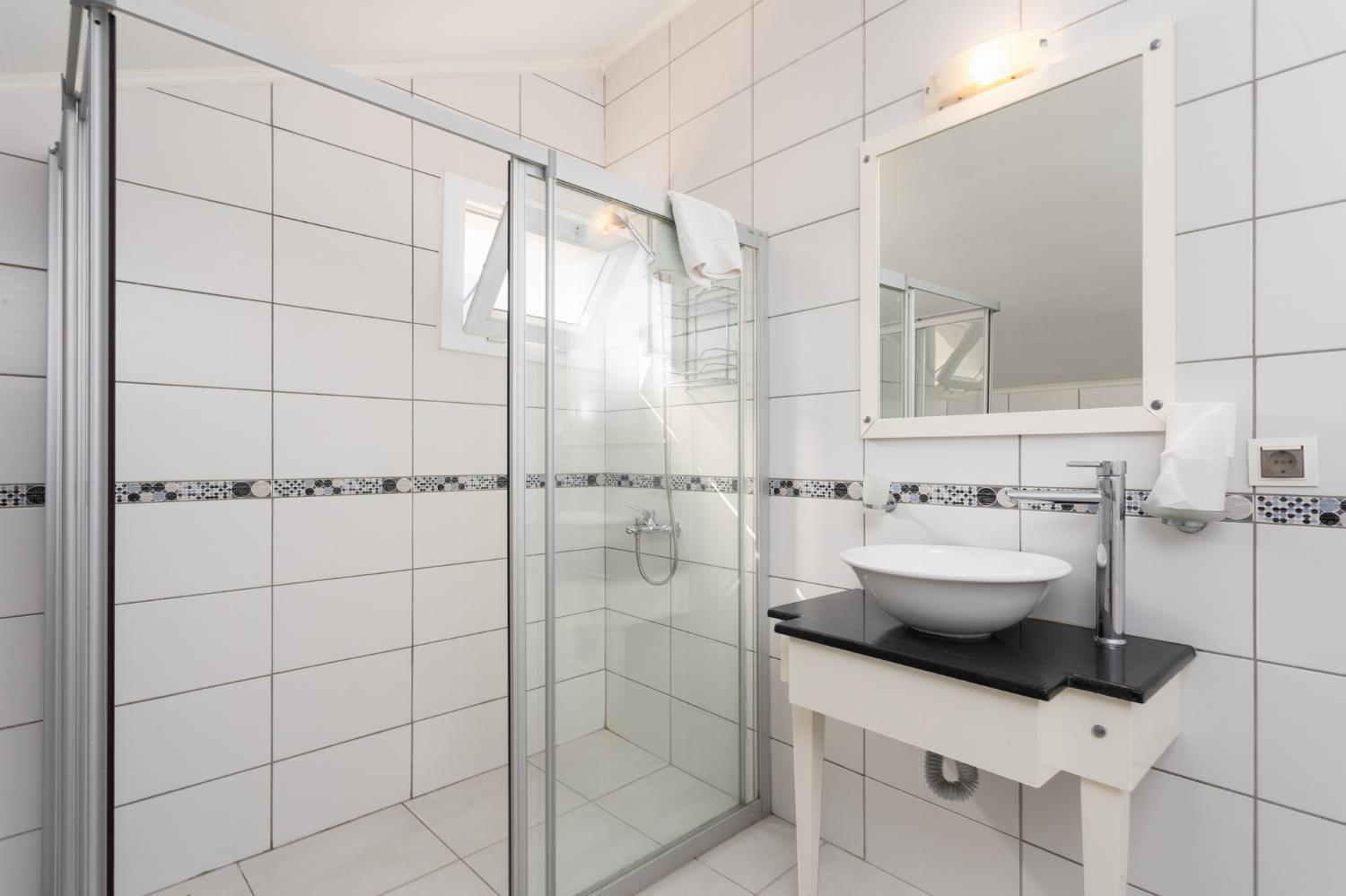 En suite bathroom with shower