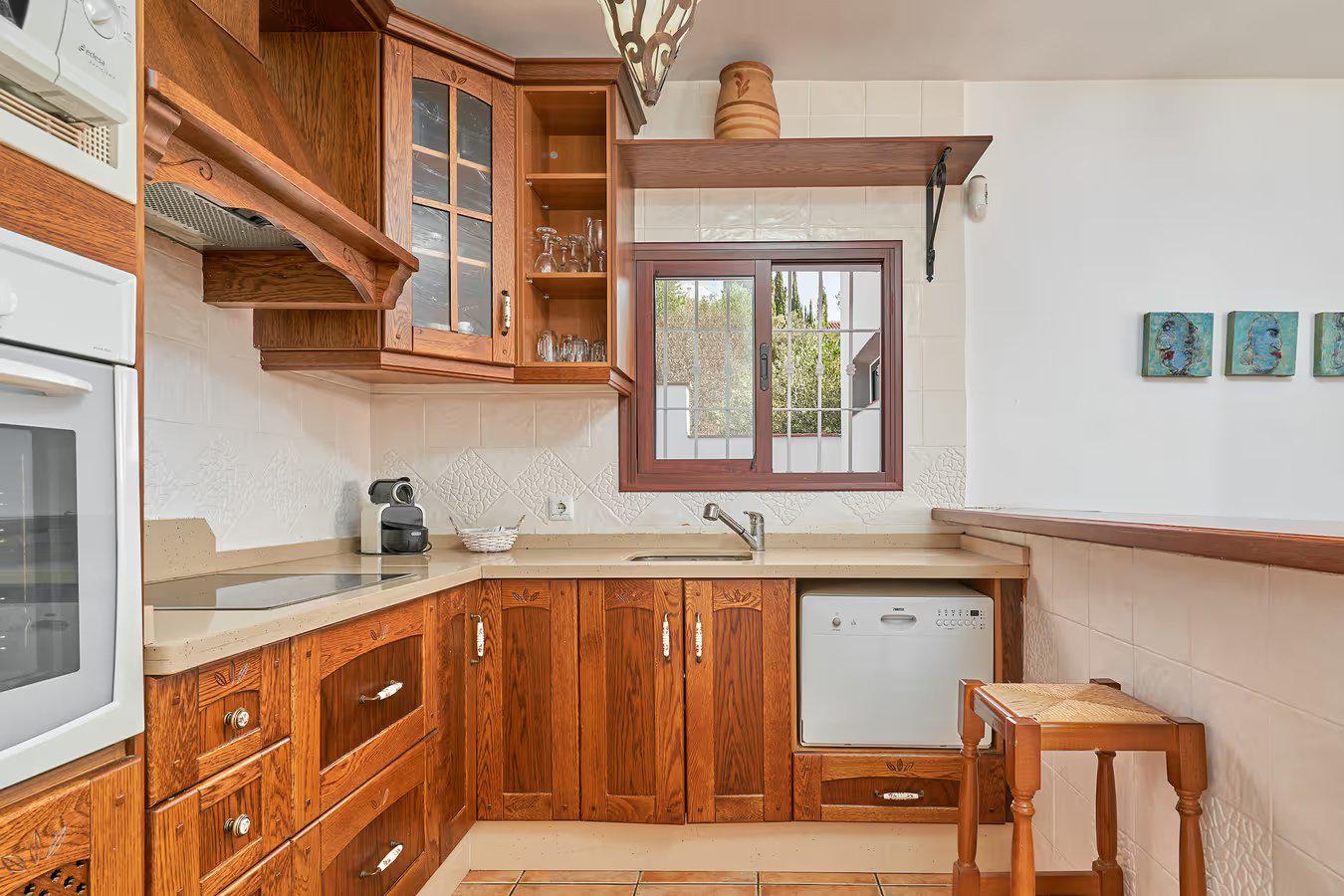 Equipped kitchen