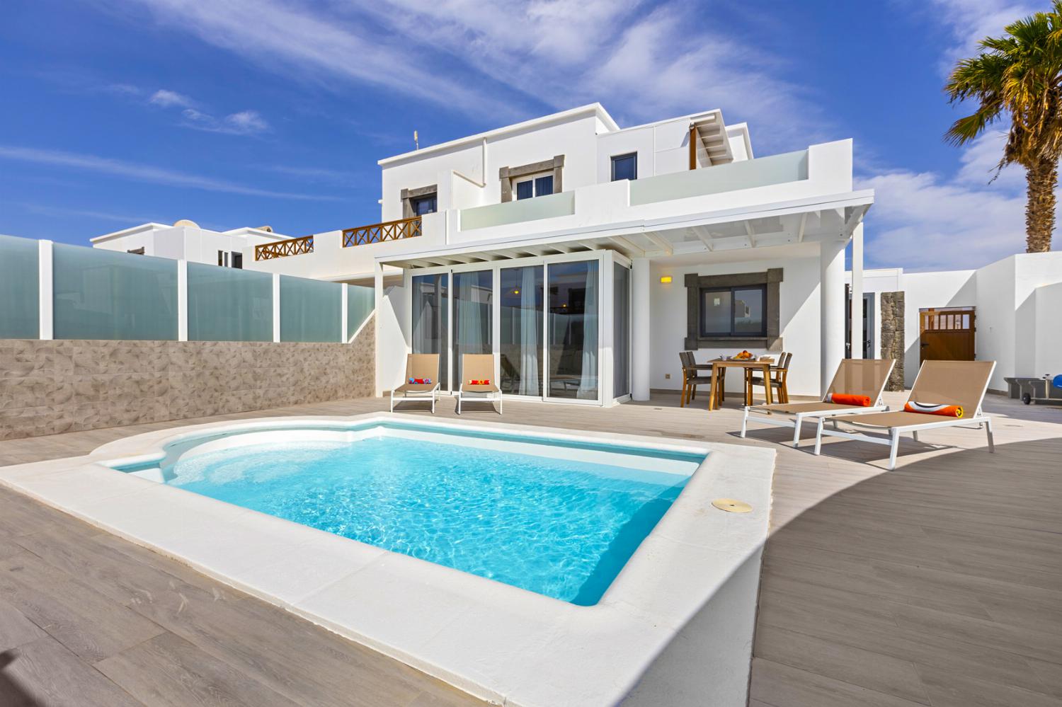 Beautiful villa with private pool