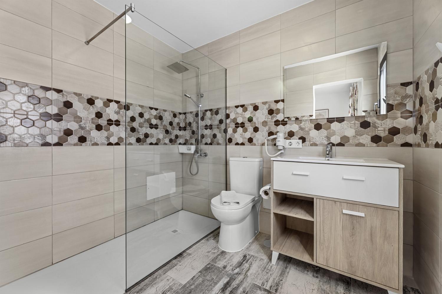 En suite bathroom with shower
