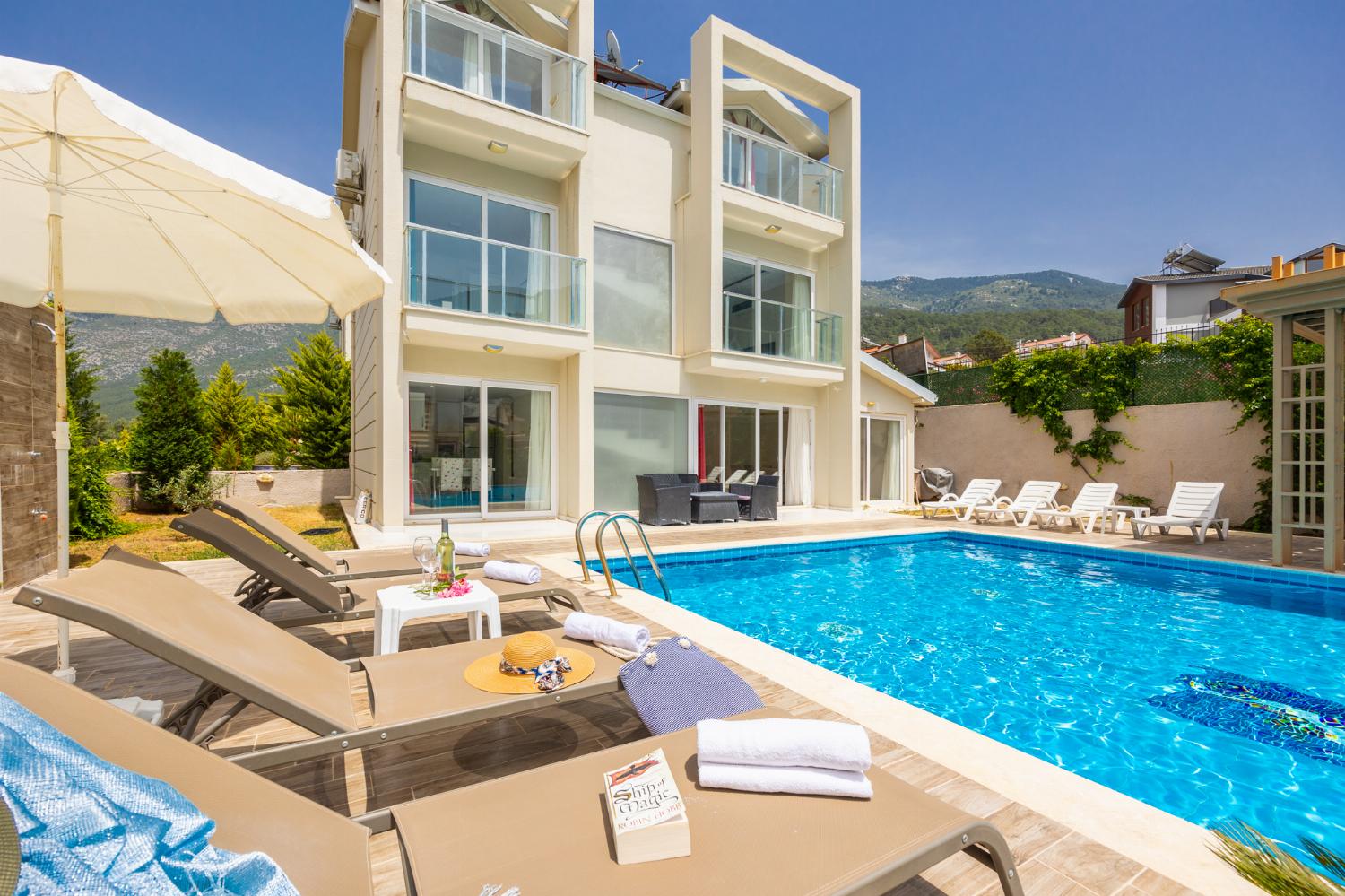 Beautiful villa with private pool and terrace