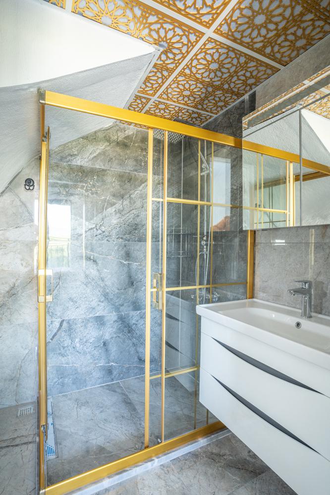 Family bathroom with shower and WC
