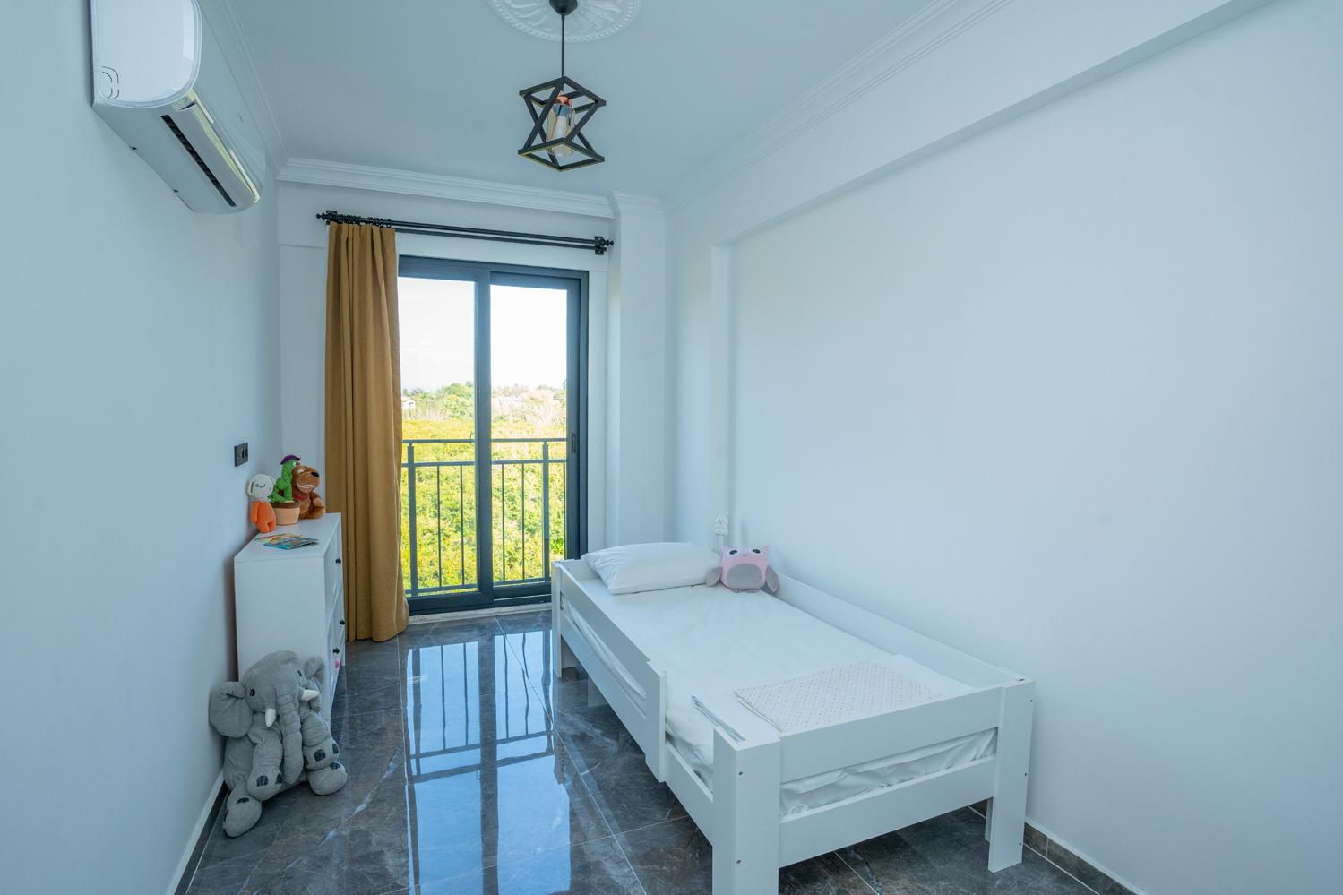 Single bedroom