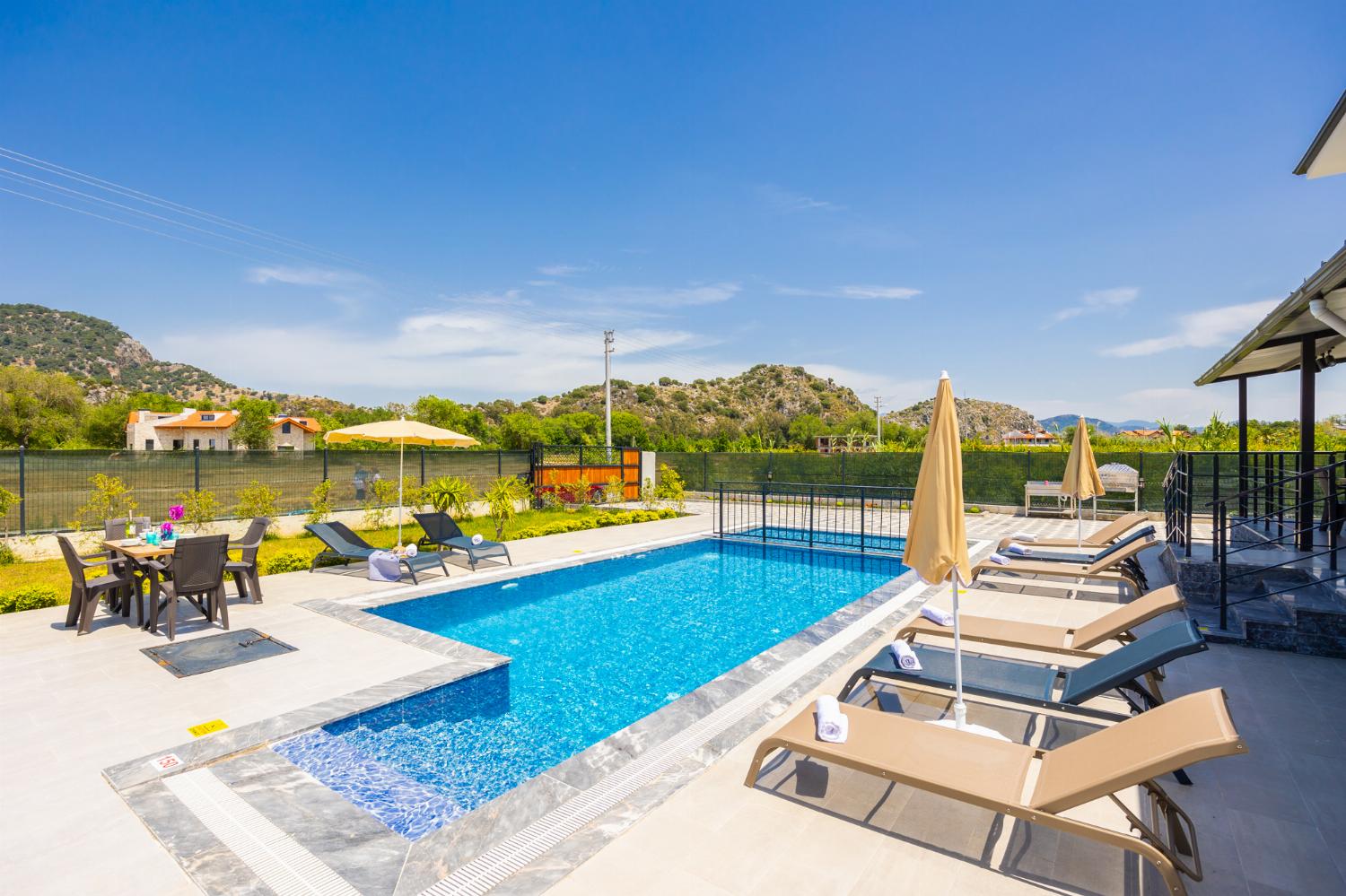 Private pool and terrace