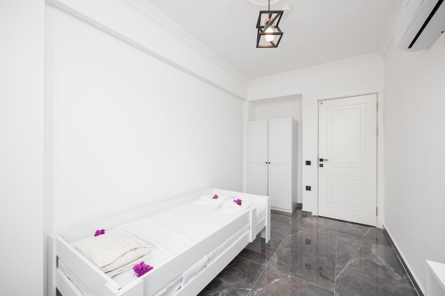 Single bedroom with A/C