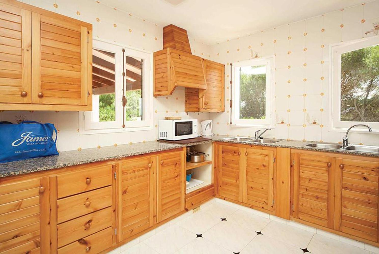Equipped kitchen