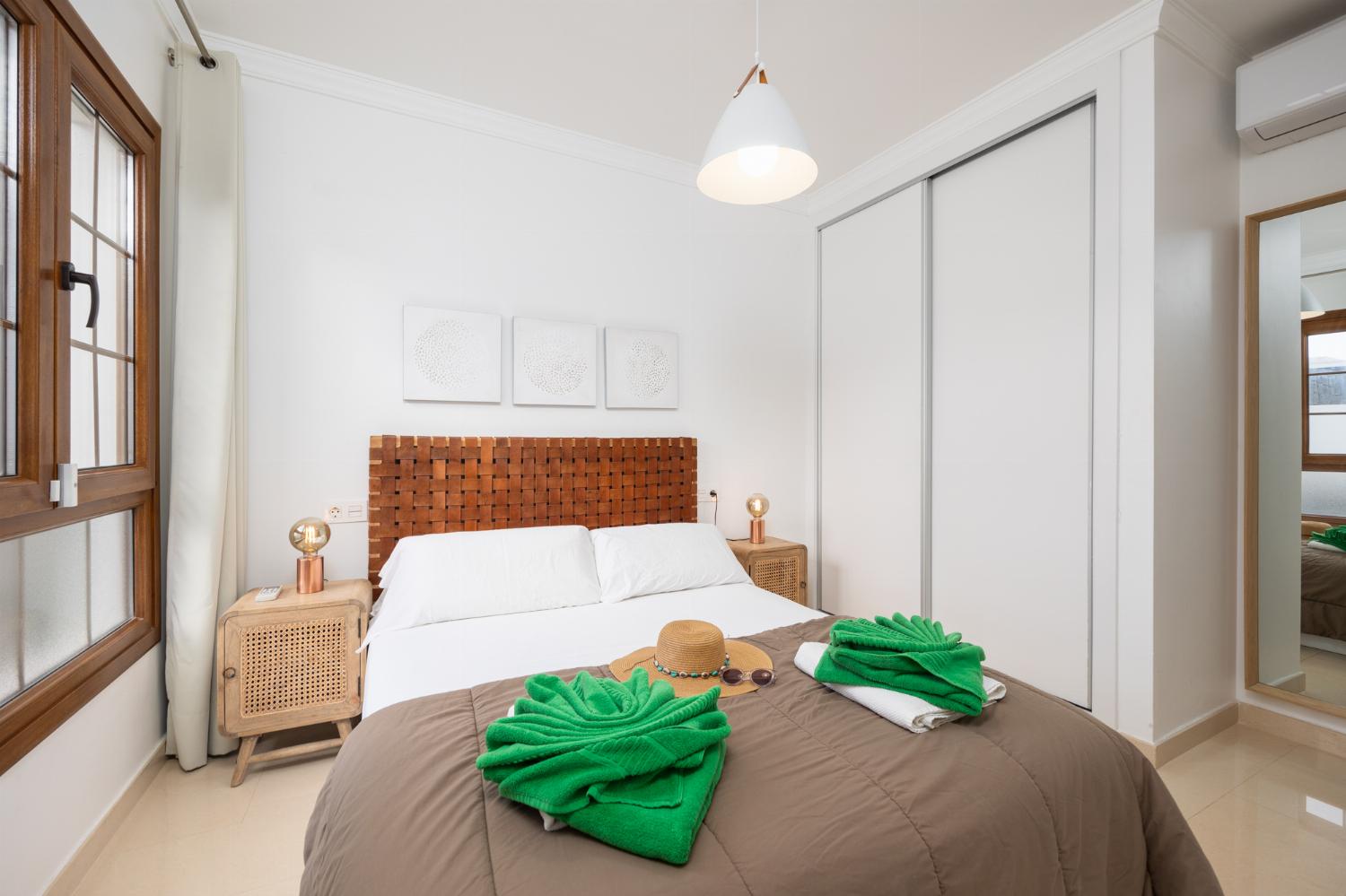 Double bedroom with en suite bathroom and A/C