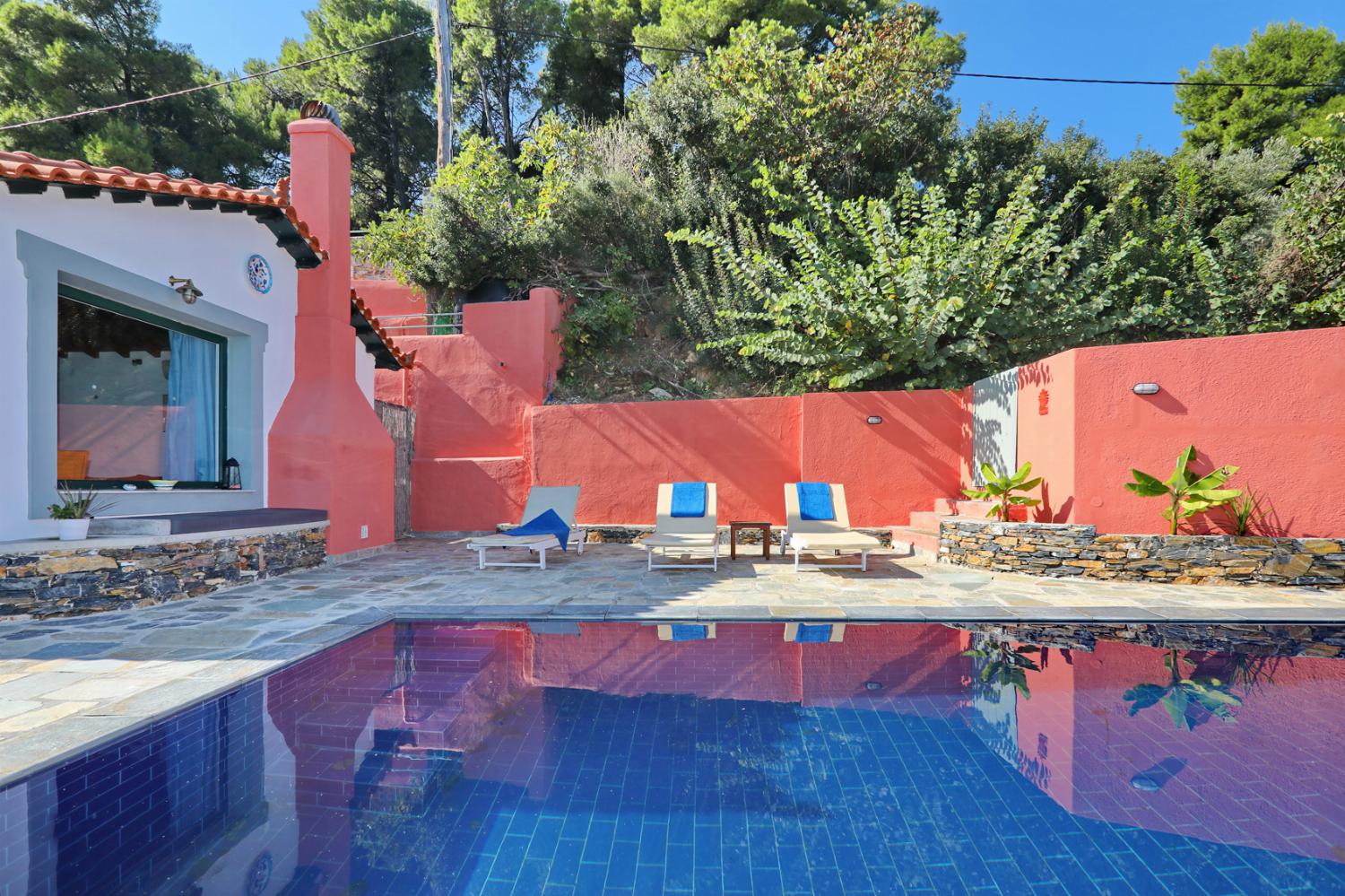 Private pool and terrace