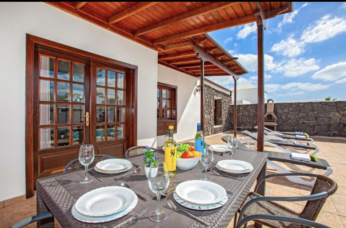 Sheltered terrace area with BBQ