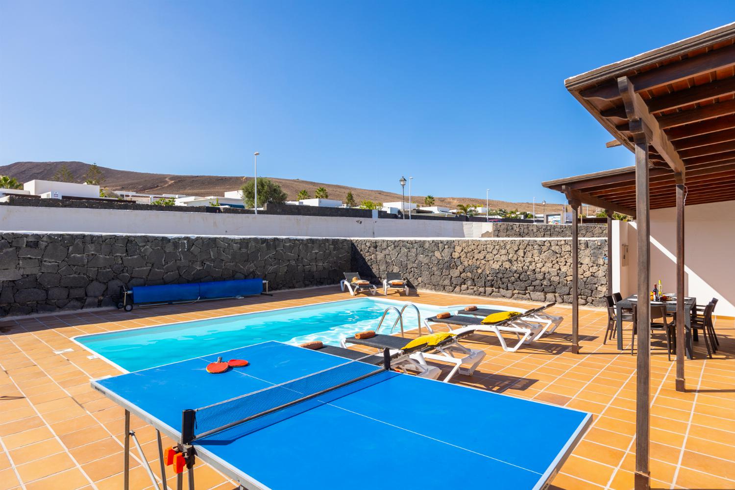 Terrace area with table tennis