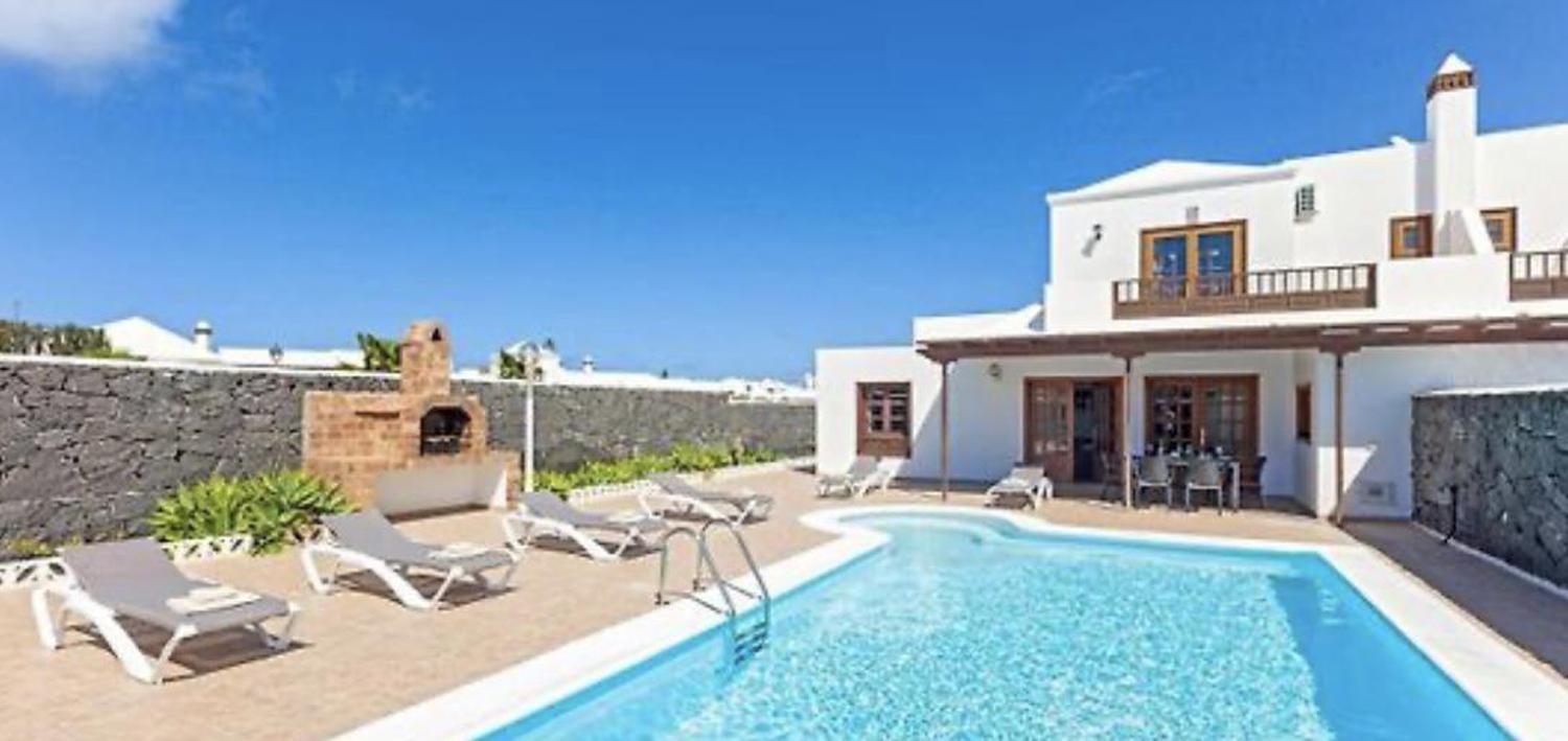 Beautiful Villa with private pool