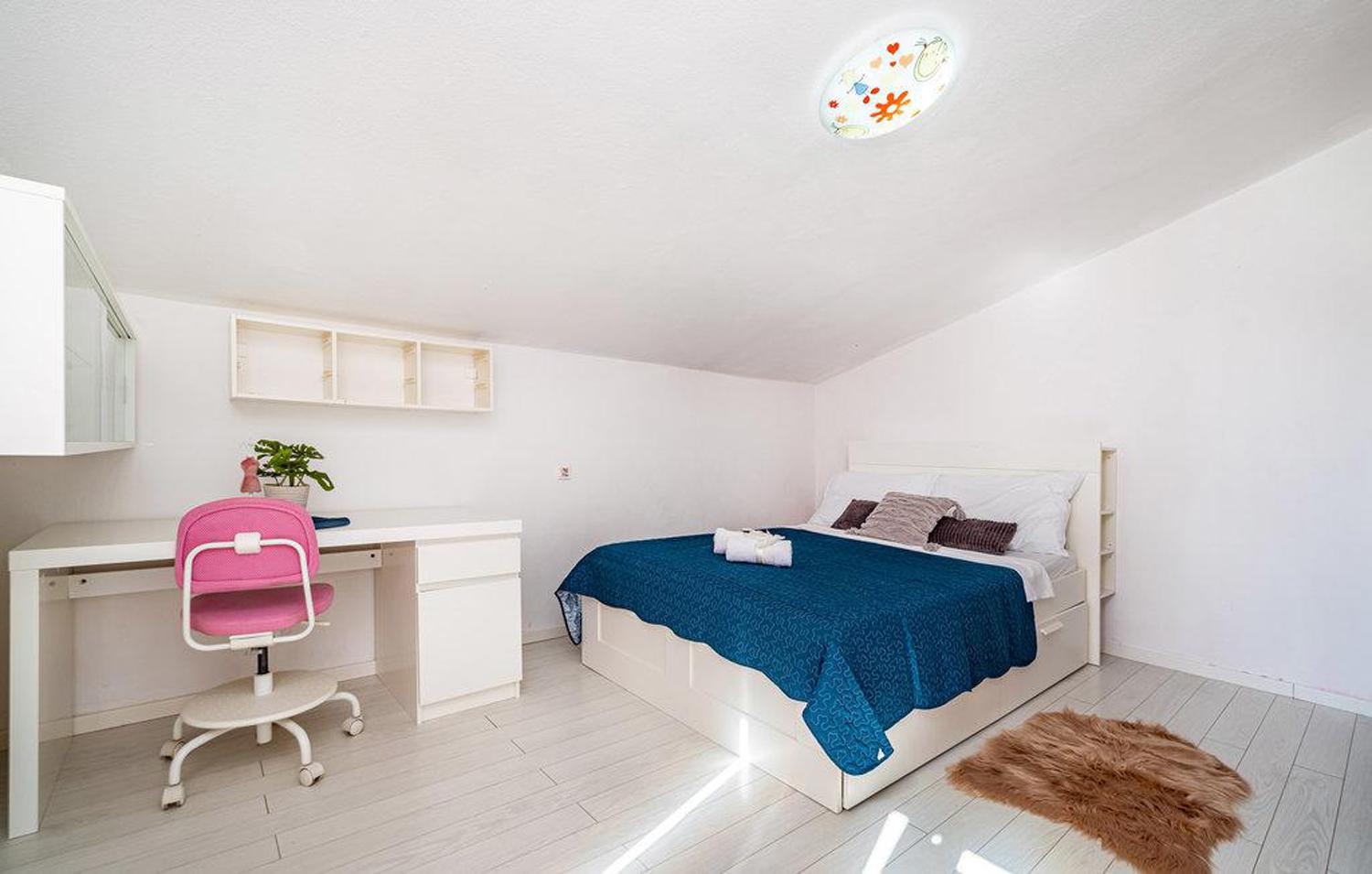 Double bedroom with A/C