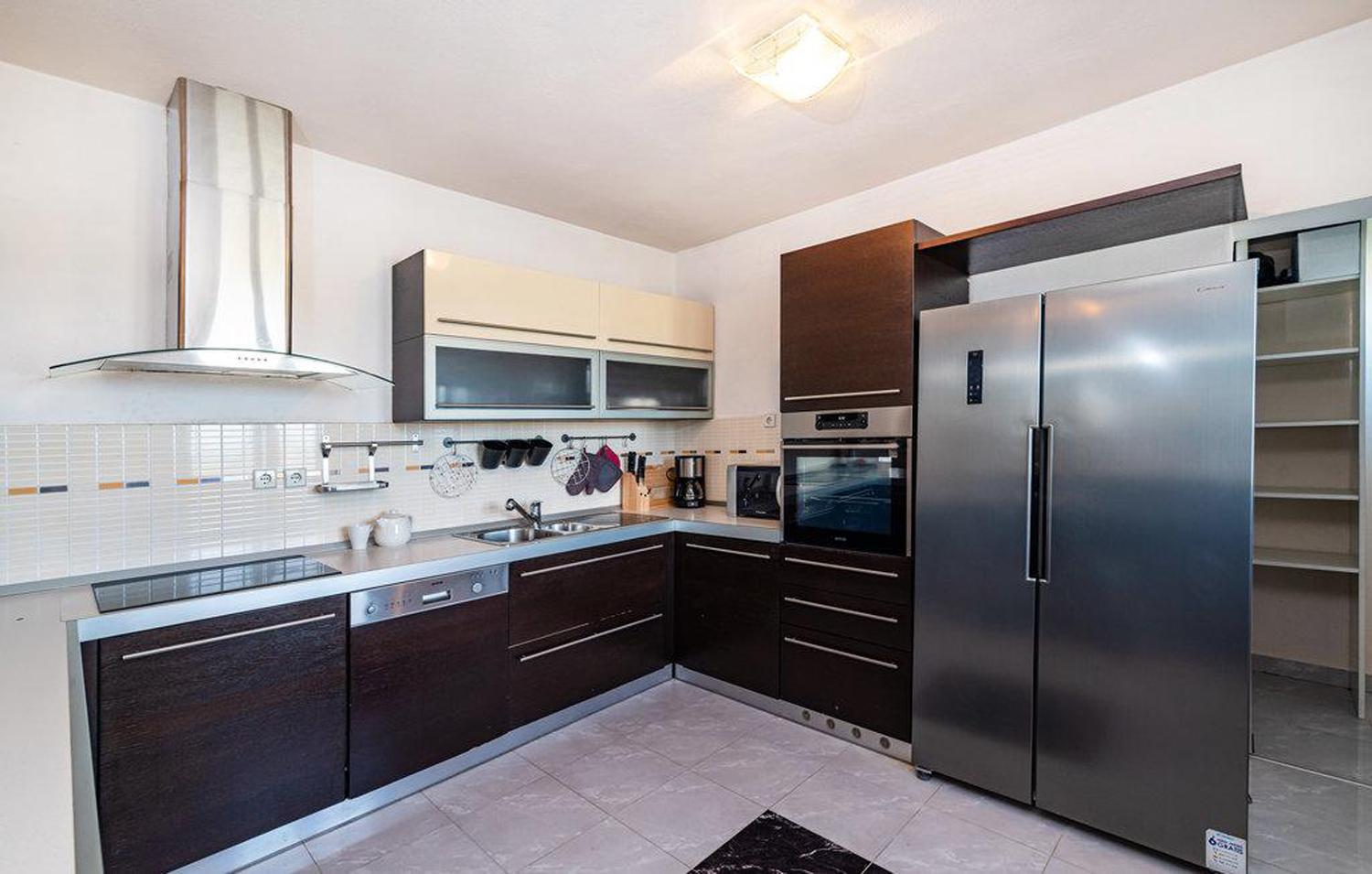Equipped kitchen
