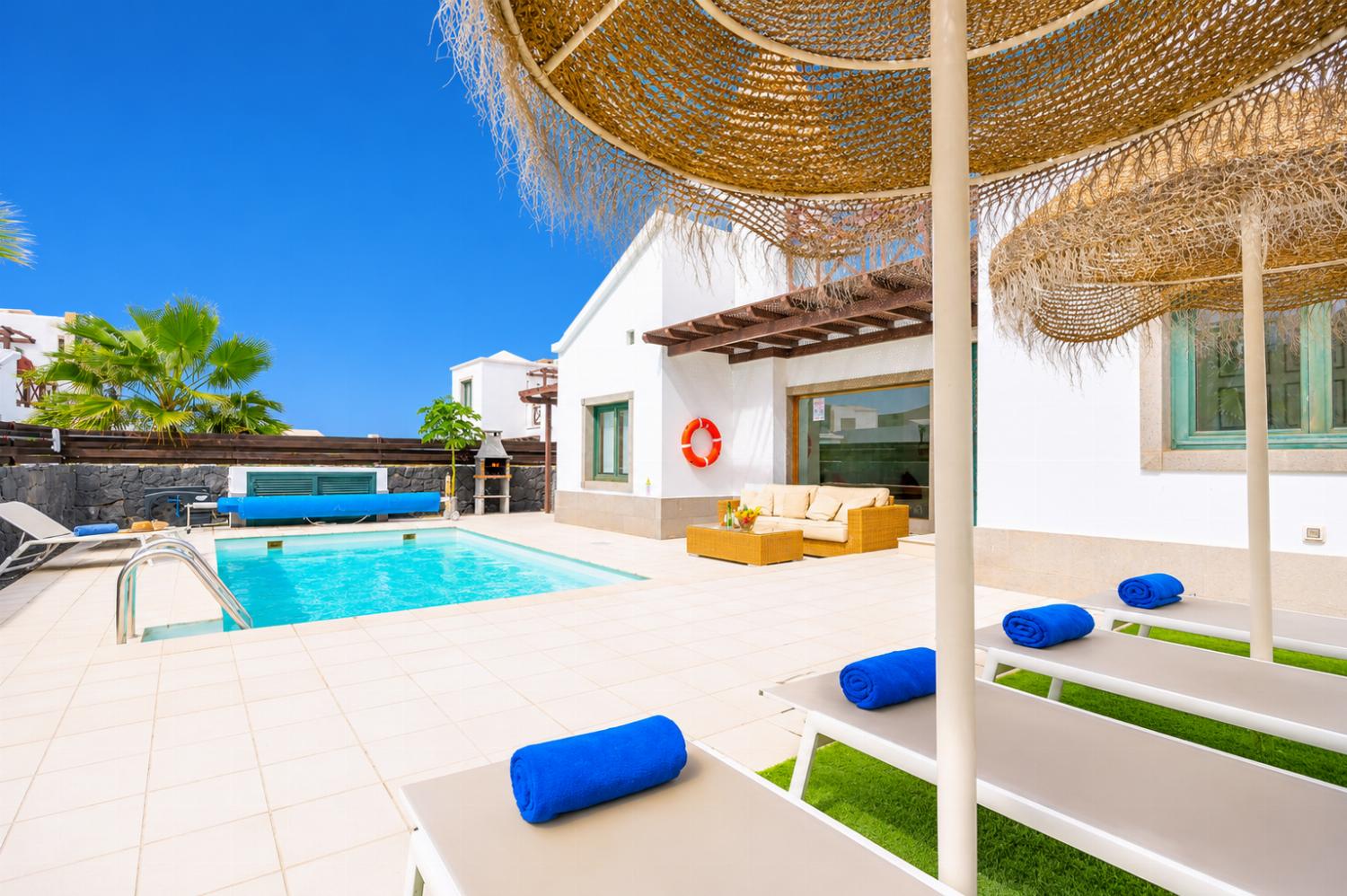 Private pool and terrace