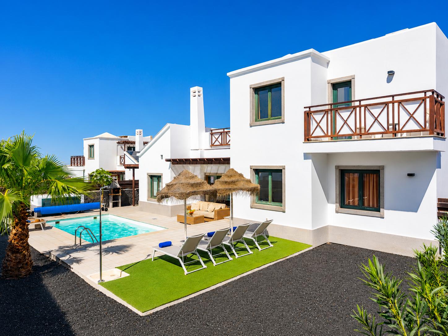 Beautiful villa with private pool and terrace