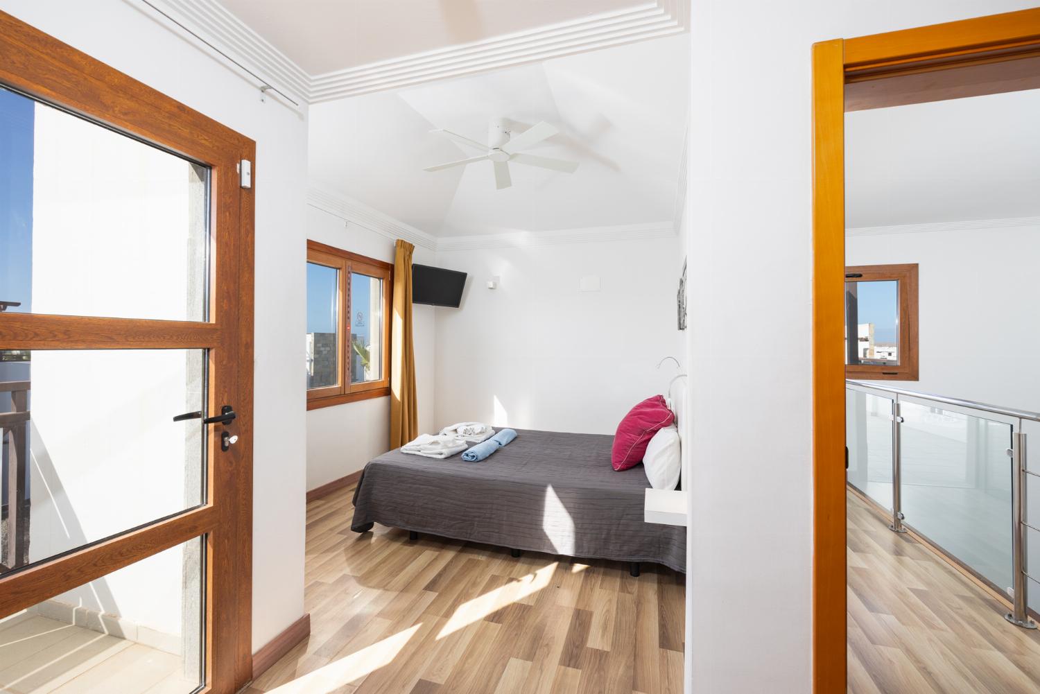 Double bedroom with en suite bathroom and A/C