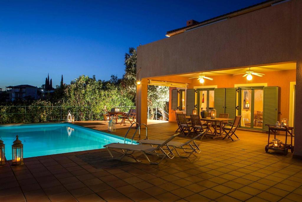 Beautiful villa with private pool