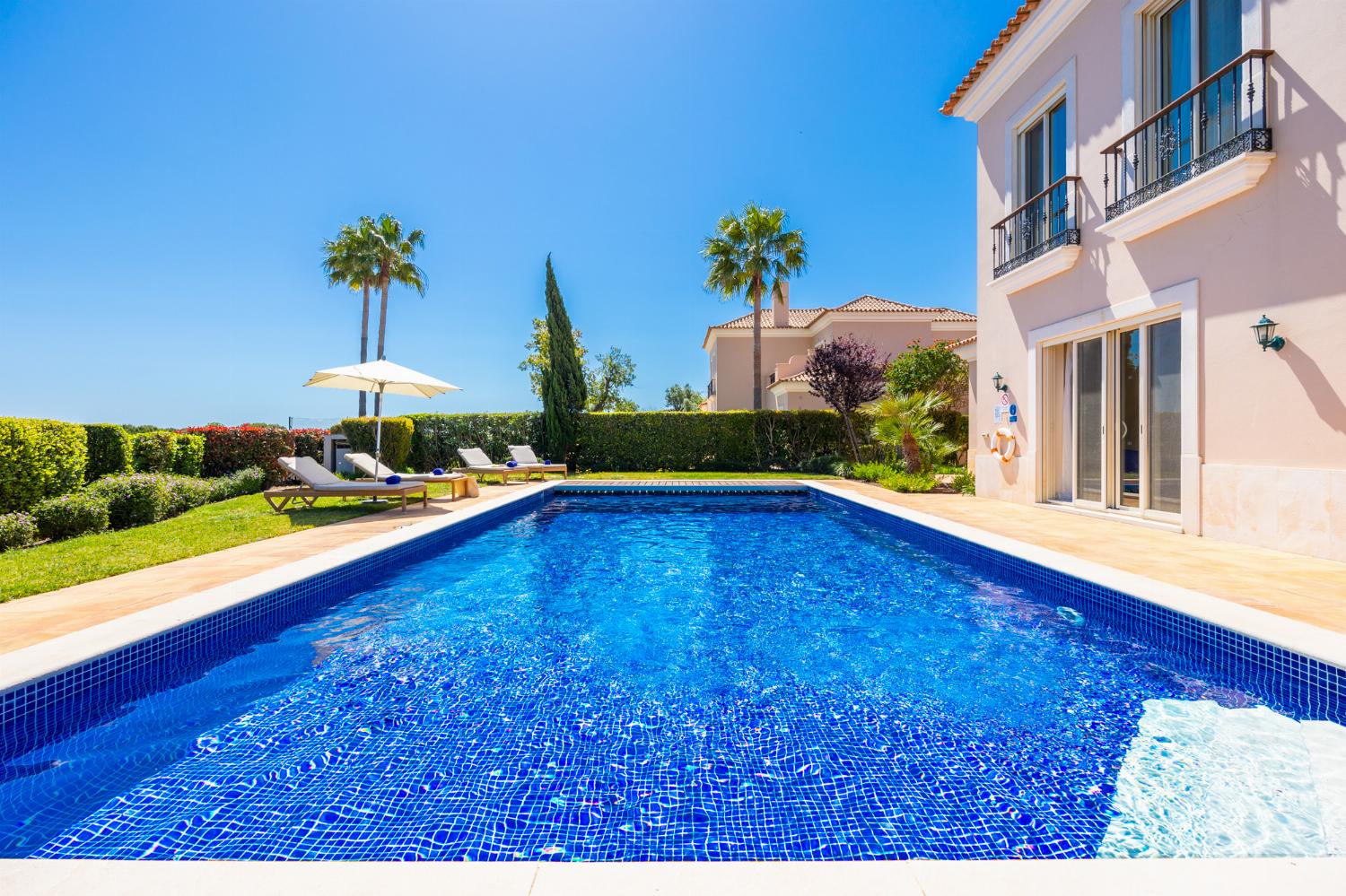 Private pool and terrace