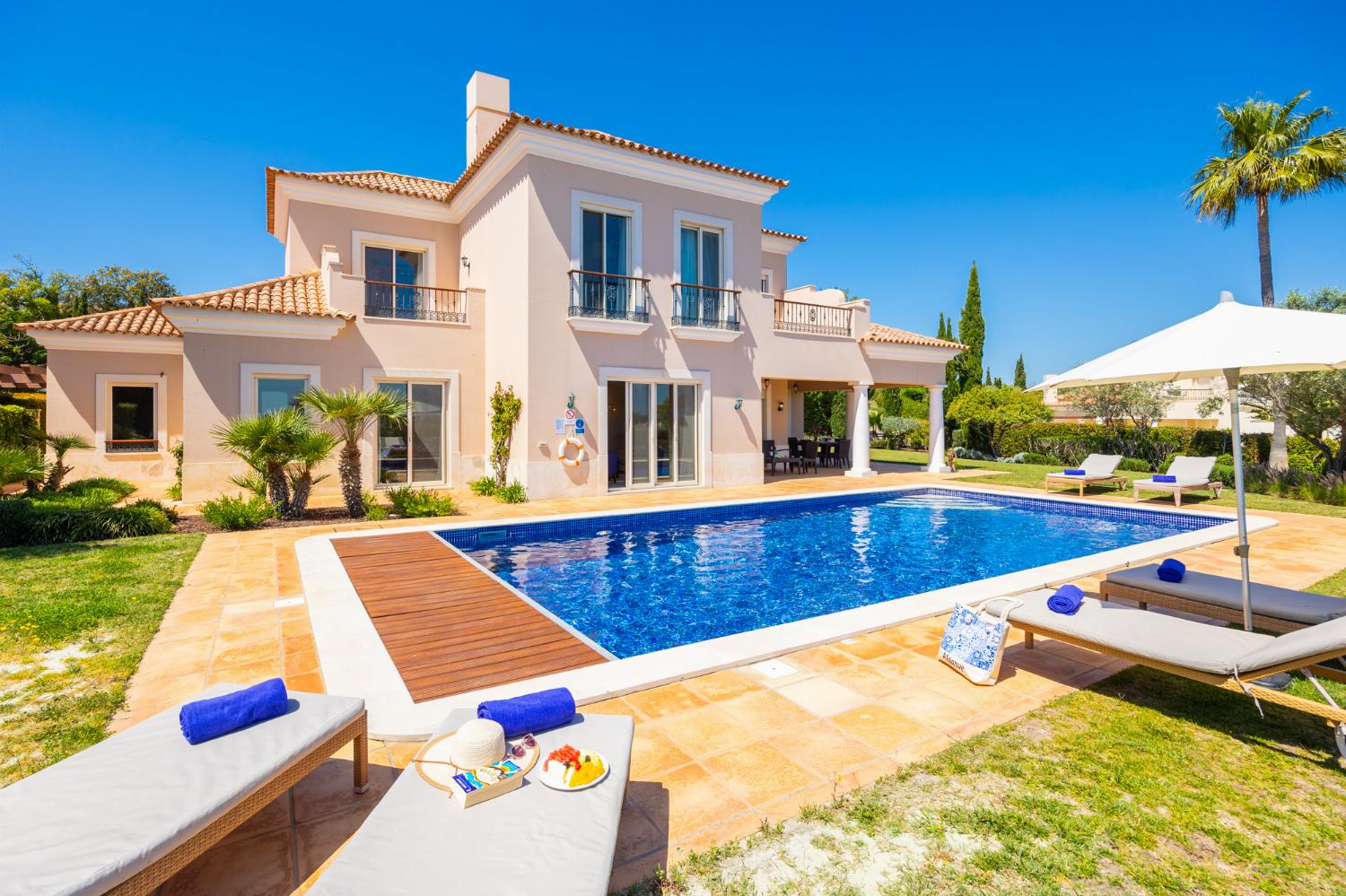 Beautiful villa with private pool and terrace