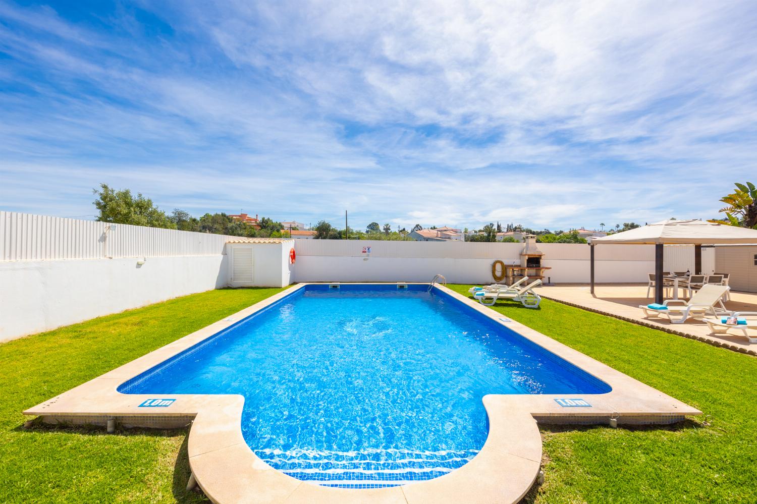 Private pool and terrace