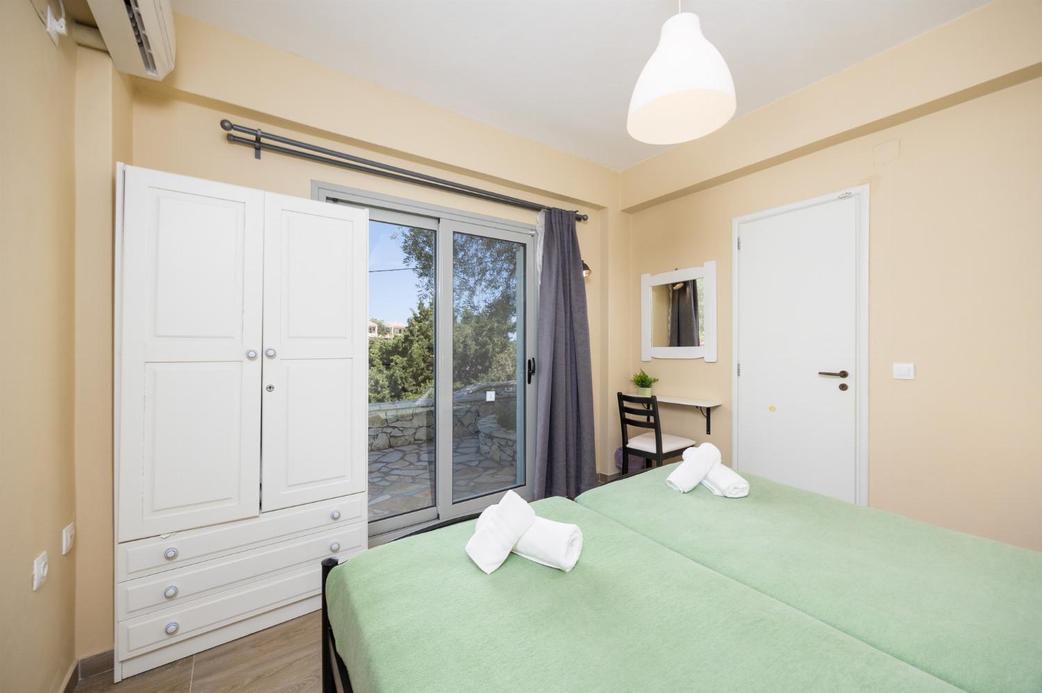 Twin bedroom with A/C