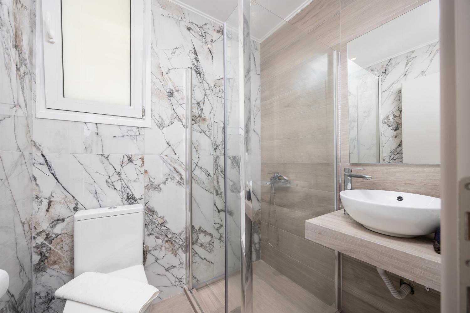 En suite bathroom with shower