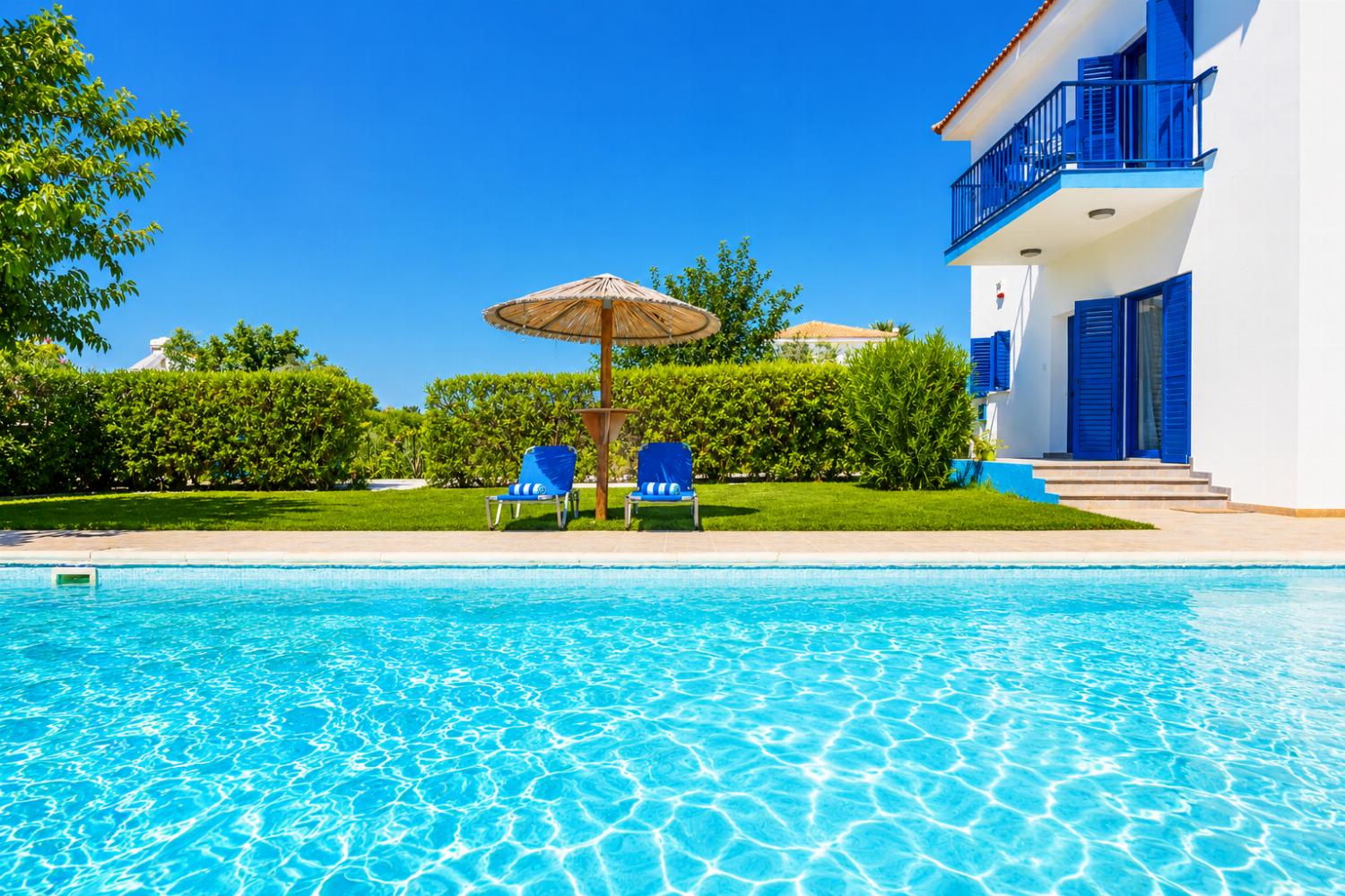 Private pool and terrace