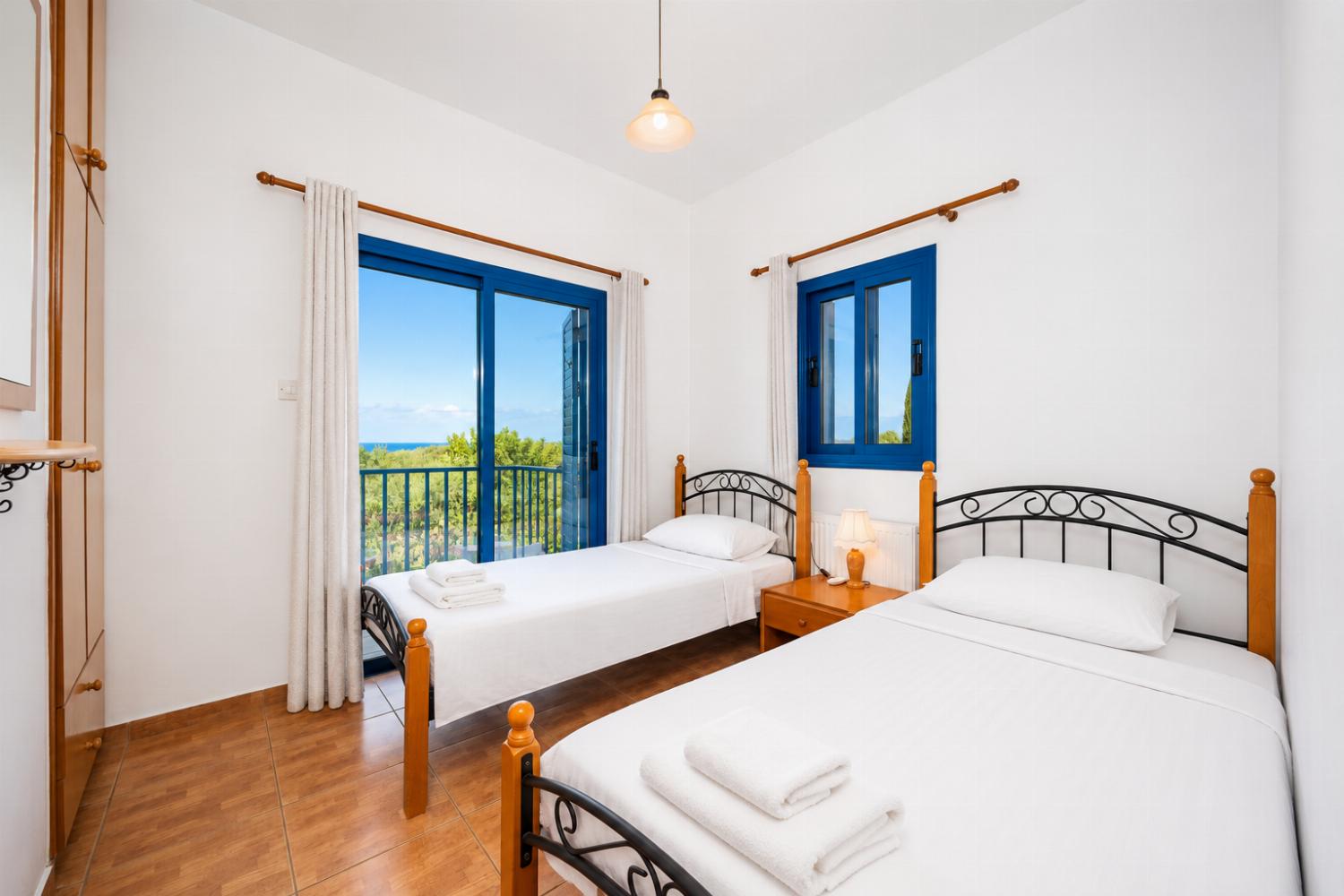 Twin bedroom with A/C