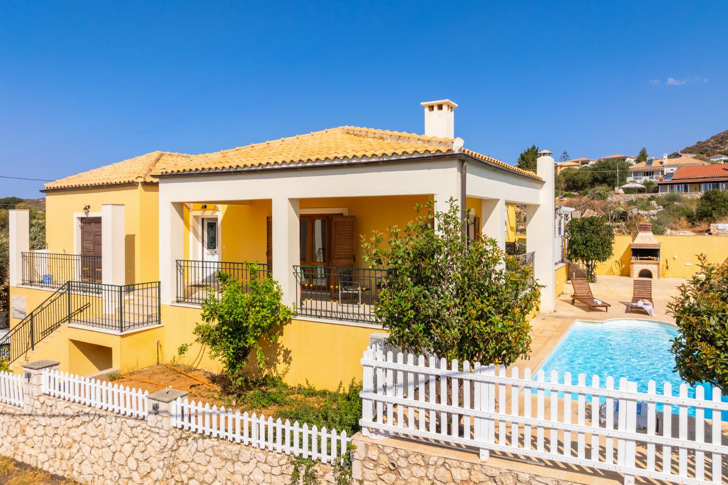 Beautiful villa with private pool and terrace with sea views
